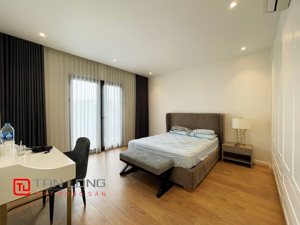 Bán Biệt thự Đơn lập có tầng hầm tại Vinhomes Riverside Long Biên 6