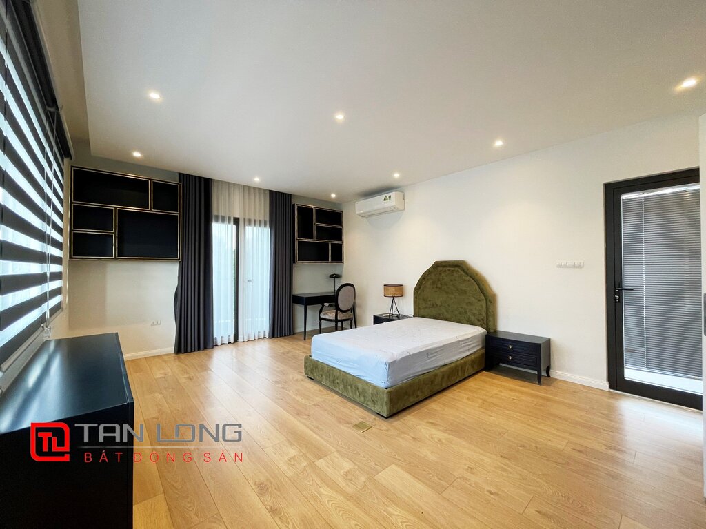 Bán Biệt thự Đơn lập có tầng hầm tại Vinhomes Riverside Long Biên 7
