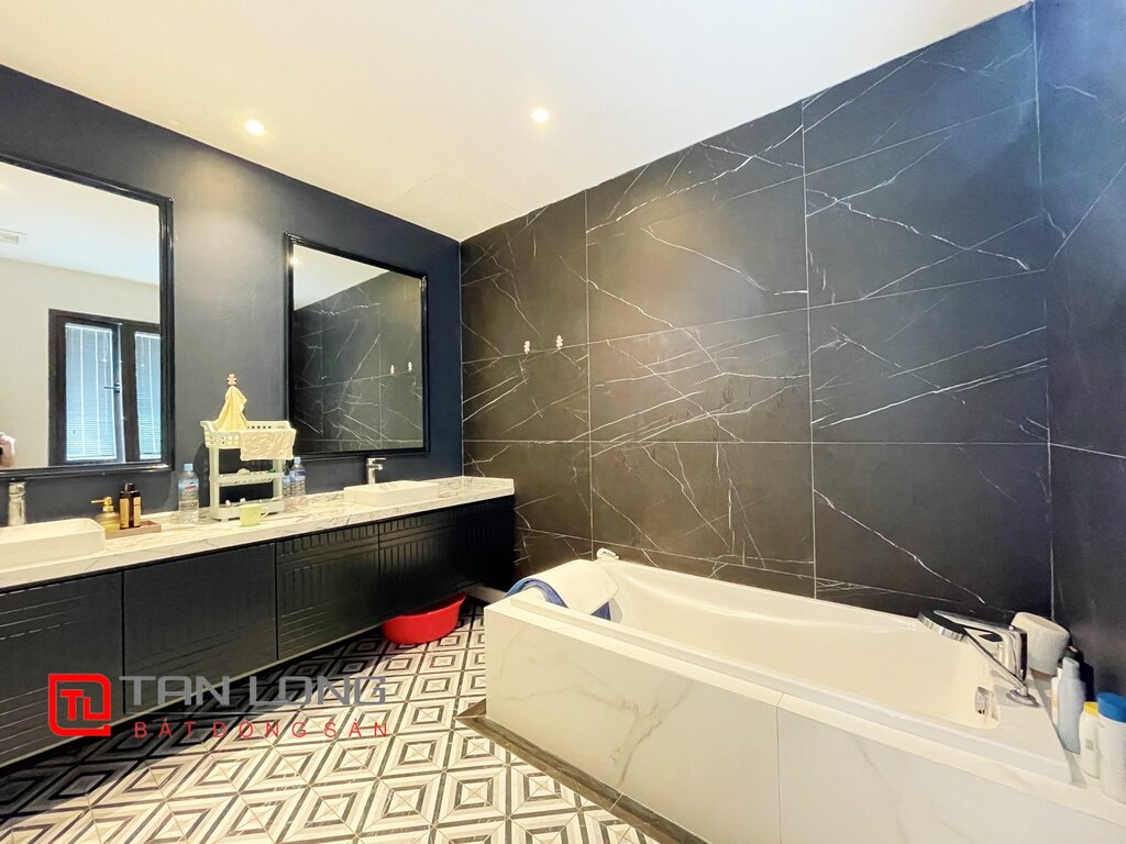 Bán Biệt thự Đơn lập có tầng hầm tại Vinhomes Riverside Long Biên 9