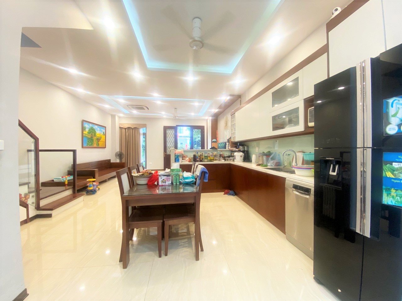 Bán Biệt thự liền kề hướng Tây Bắc gần hồ điều hòa tại Vinhomes The Harmony 2