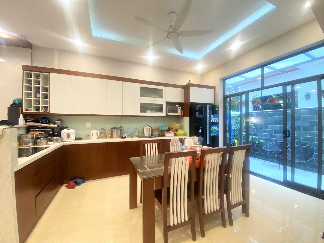 Bán Biệt thự liền kề hướng Tây Bắc gần hồ điều hòa tại Vinhomes The Harmony 3