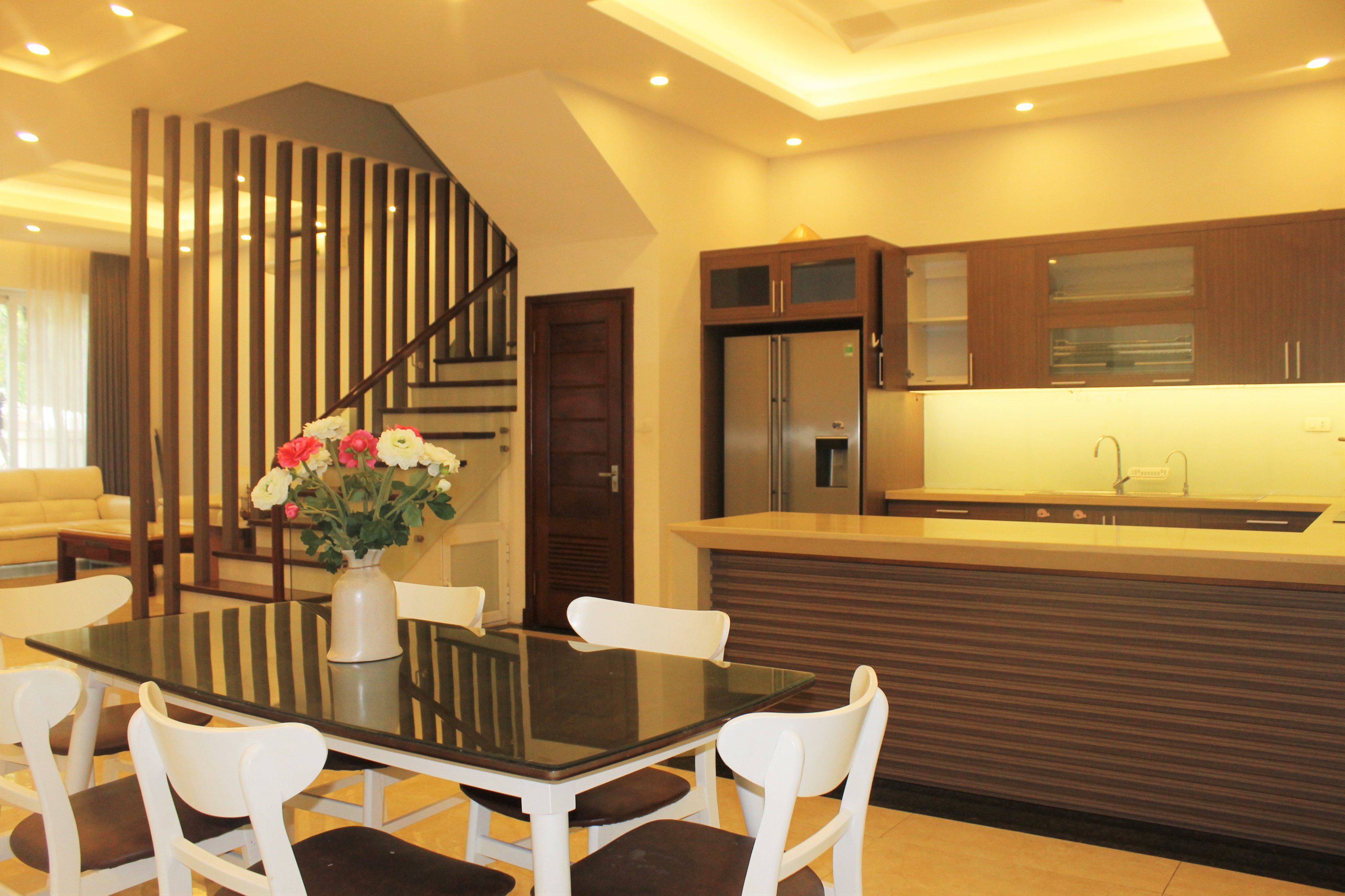 Bán biệt thự song lập hoàn thiện đẹp dãy Anh Đào 6 Vinhomes Riversdie 4