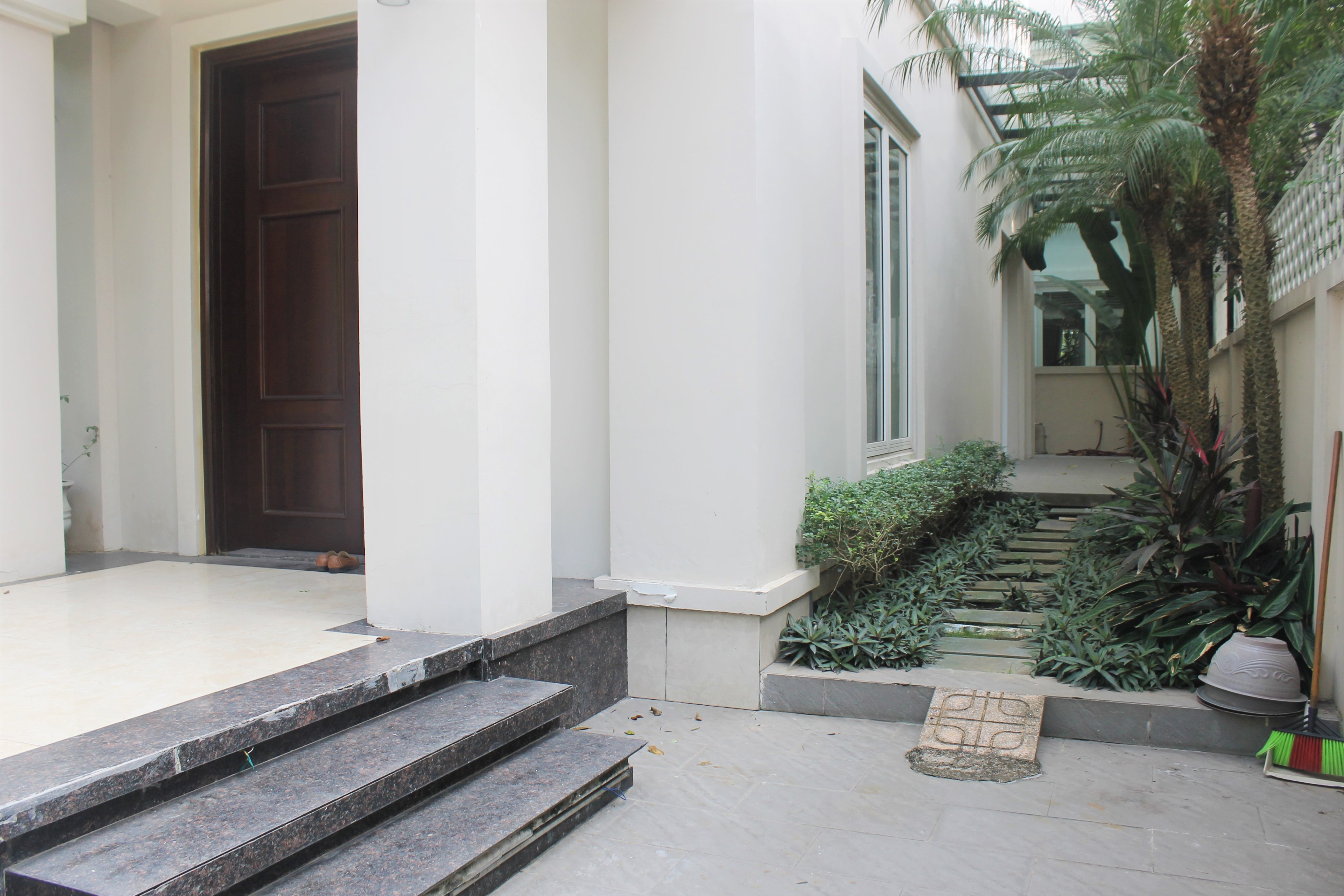 Bán biệt thự song lập hoàn thiện đẹp dãy Anh Đào 6 Vinhomes Riversdie 5