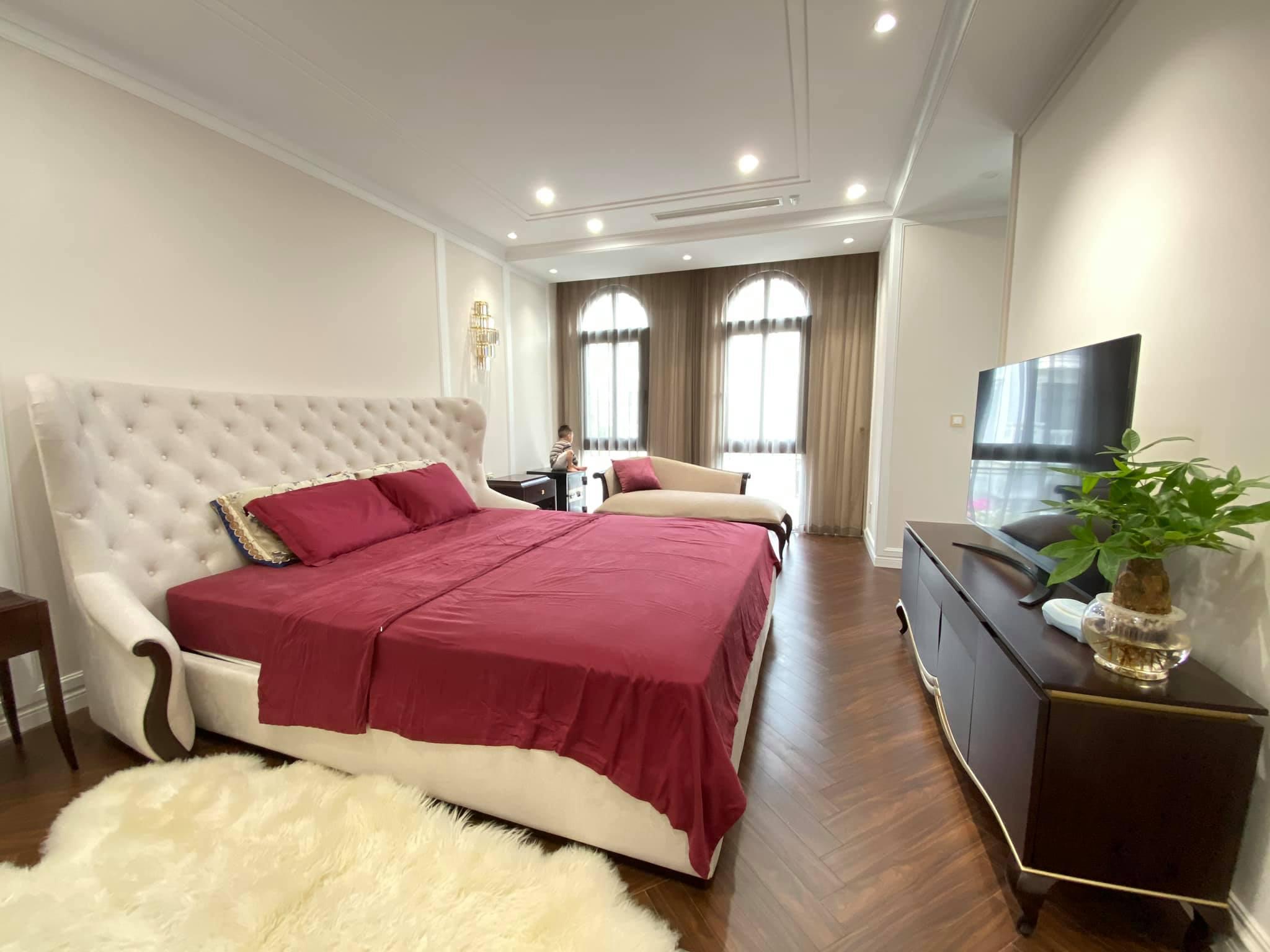 Bán Biệt thự Vinhomes Riveside The Harmony 5