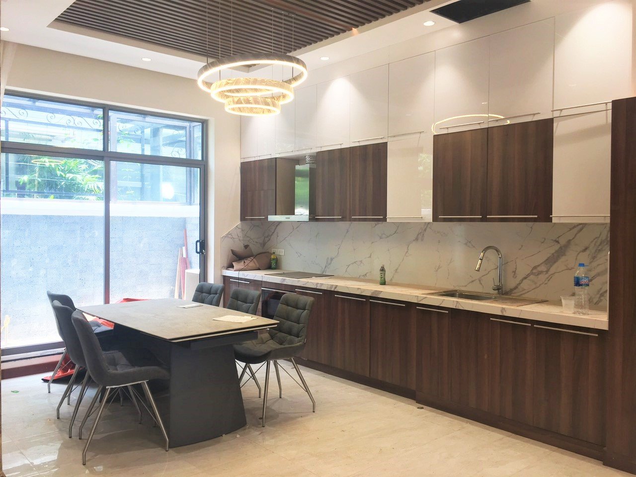 Bán nhà liền kề mới chưa ai ở dãy Nguyệt Quế phía Hồ Vinhomes The Harmony 3