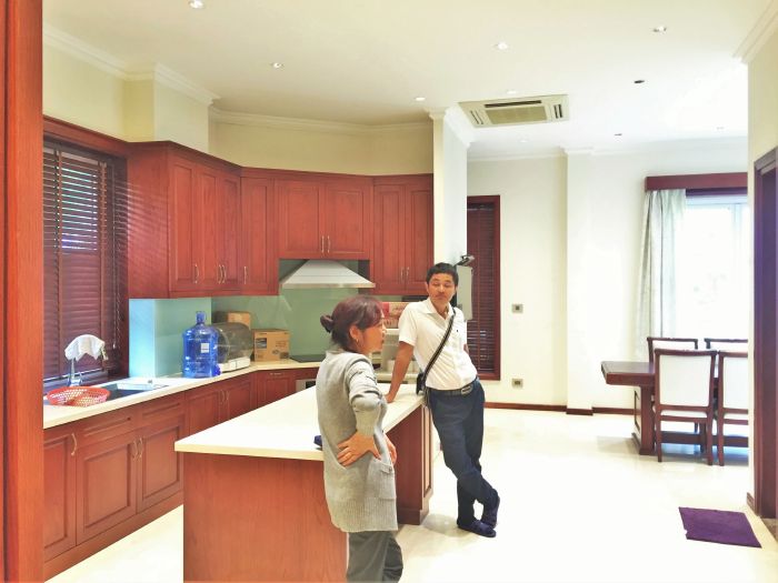 Biệt thự cho thuê ở đường Hoa Lan, Vinhomes Riverside, 4 phòng ngủ, đủ đồ, 50tr/tháng 8