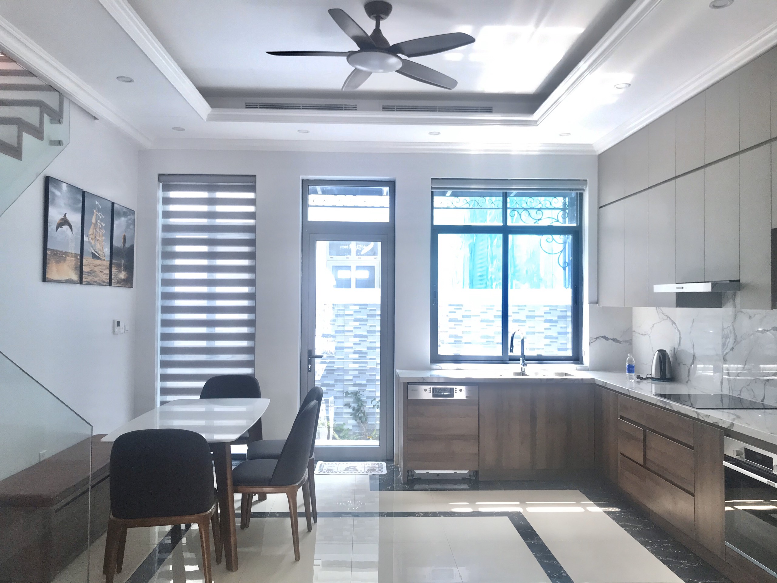 Chính chủ bán biệt thự liền kề gần hồ, công viên Vinhomes The Harmony thuộc KĐT Vinhomes Riverside 4