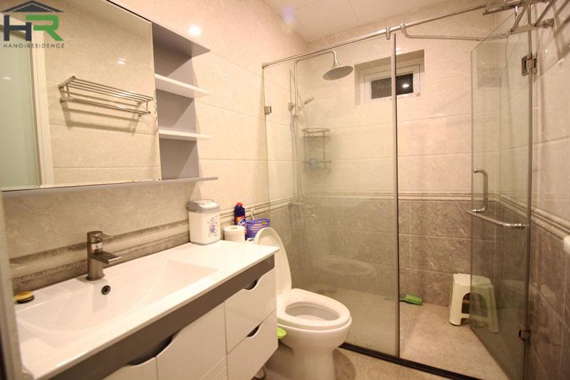 Cho thuê biệt thự 5 phòng ngủ dãy Anh Đào khu Đô thị Vinhomes Riverside 5