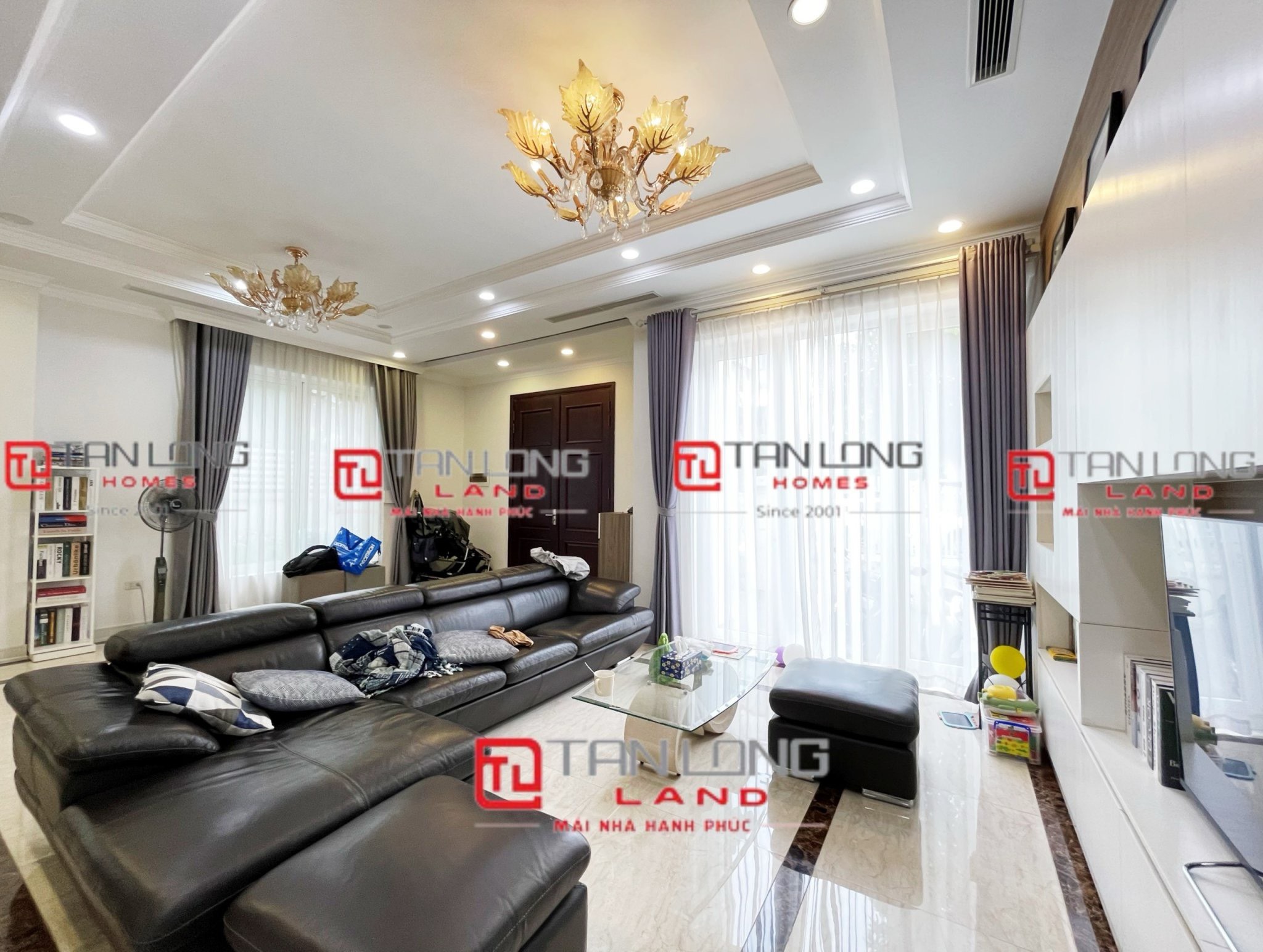 Cho thuê biệt thự Anh Đào Vinhomes Riverside 4 phòng ngủ DT 192m2 full nội thất hiện đại 3