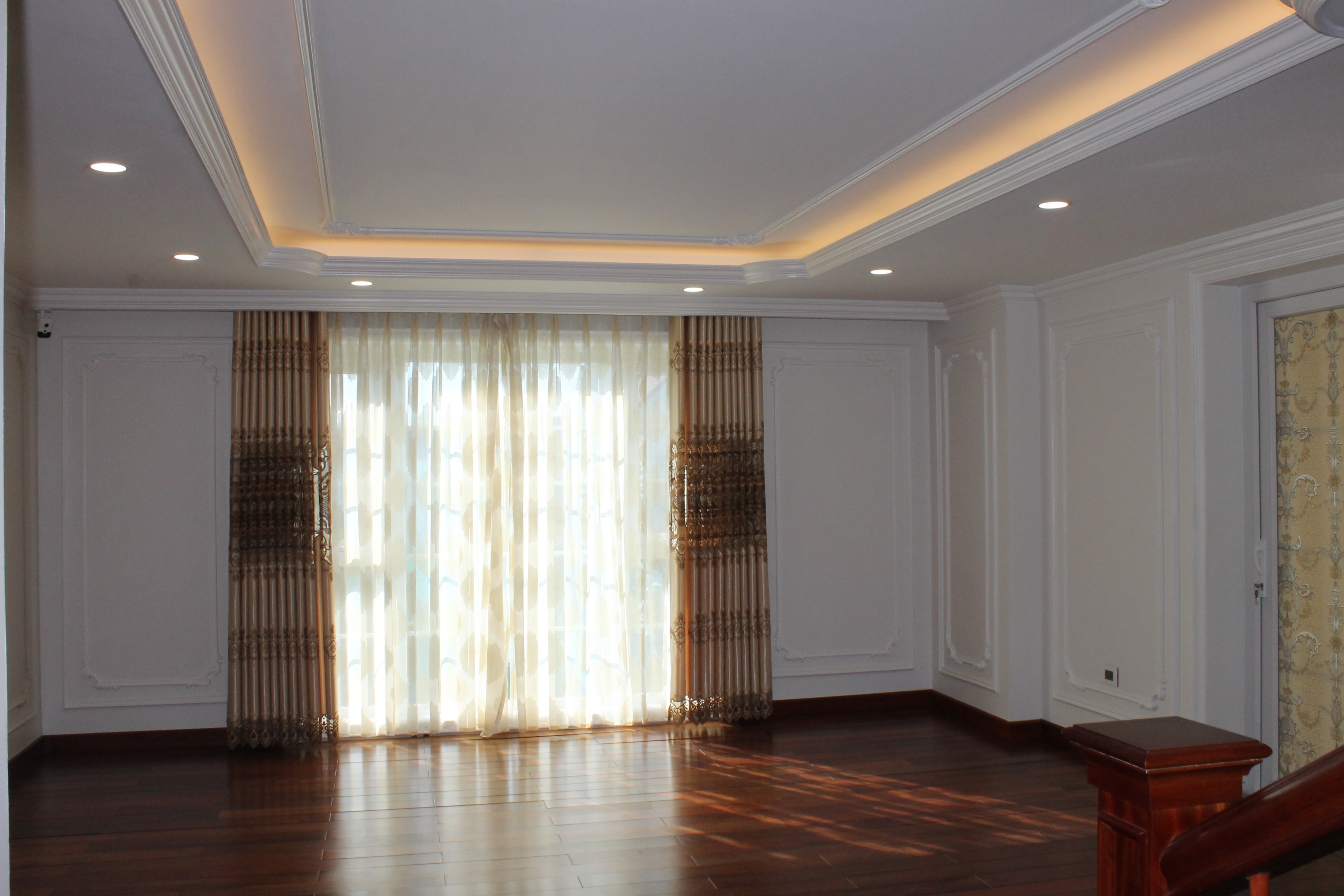 Cho thuê Biệt Thự Đơn Lập Căn Góc tại Khu đô thị Vinhomes Riverside 8
