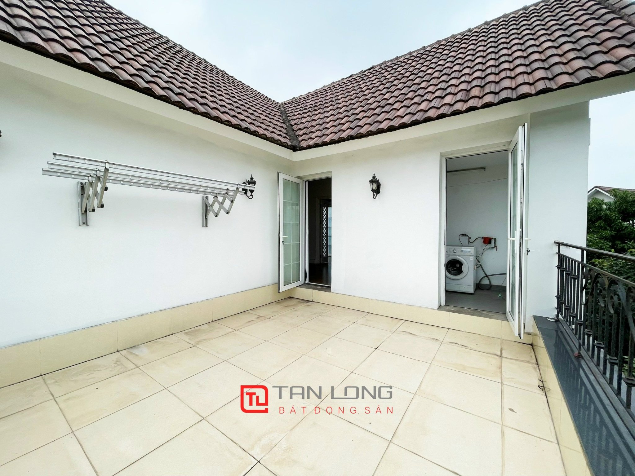 Cho thuê biệt thự đơn lập có view sông tại Vinhomes Riverside 14