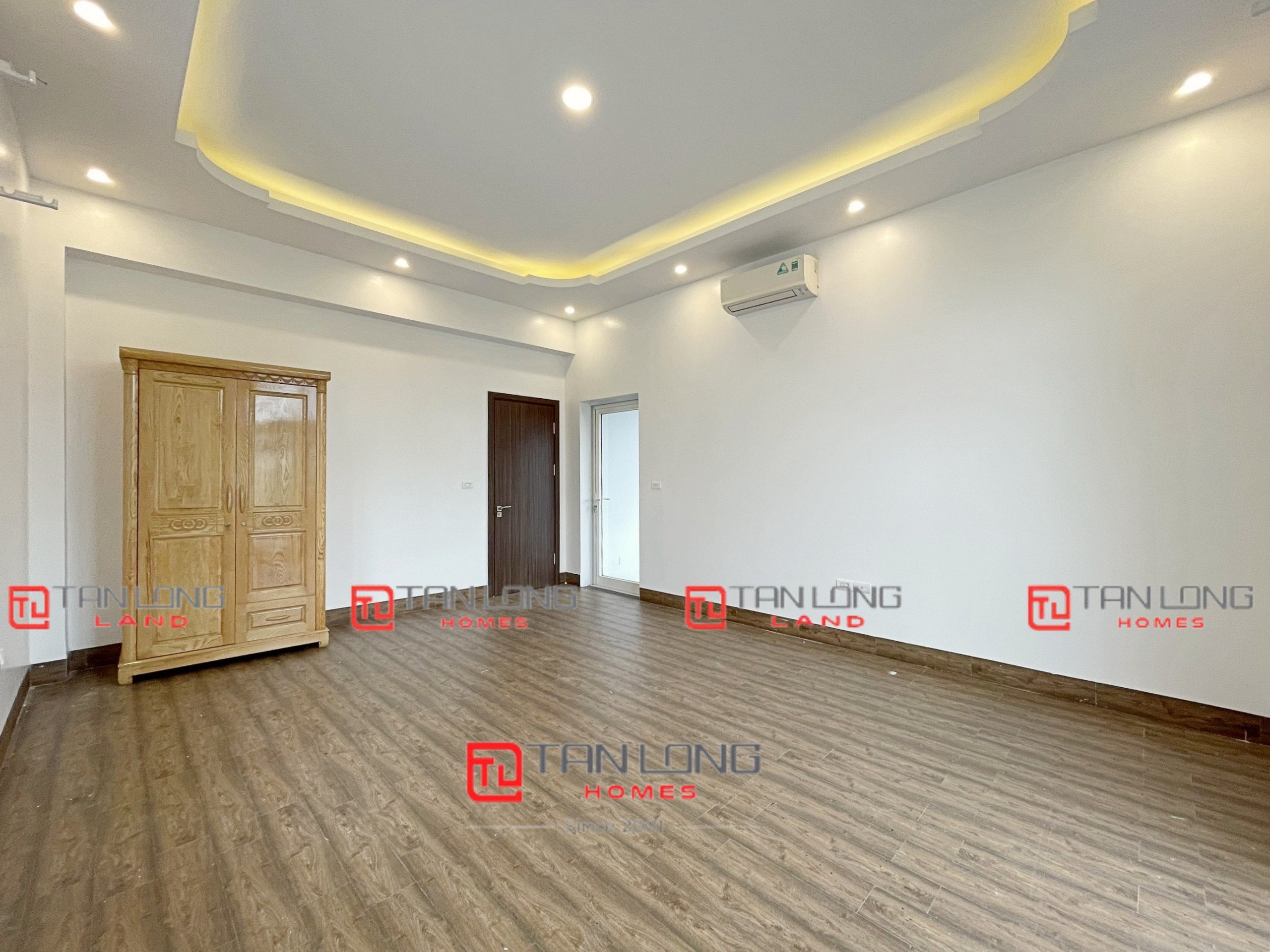 Cho thuê biệt thự đơn lập Hoa Phượng 350m2 mới nguyên bản Vinhomes Riverside 12