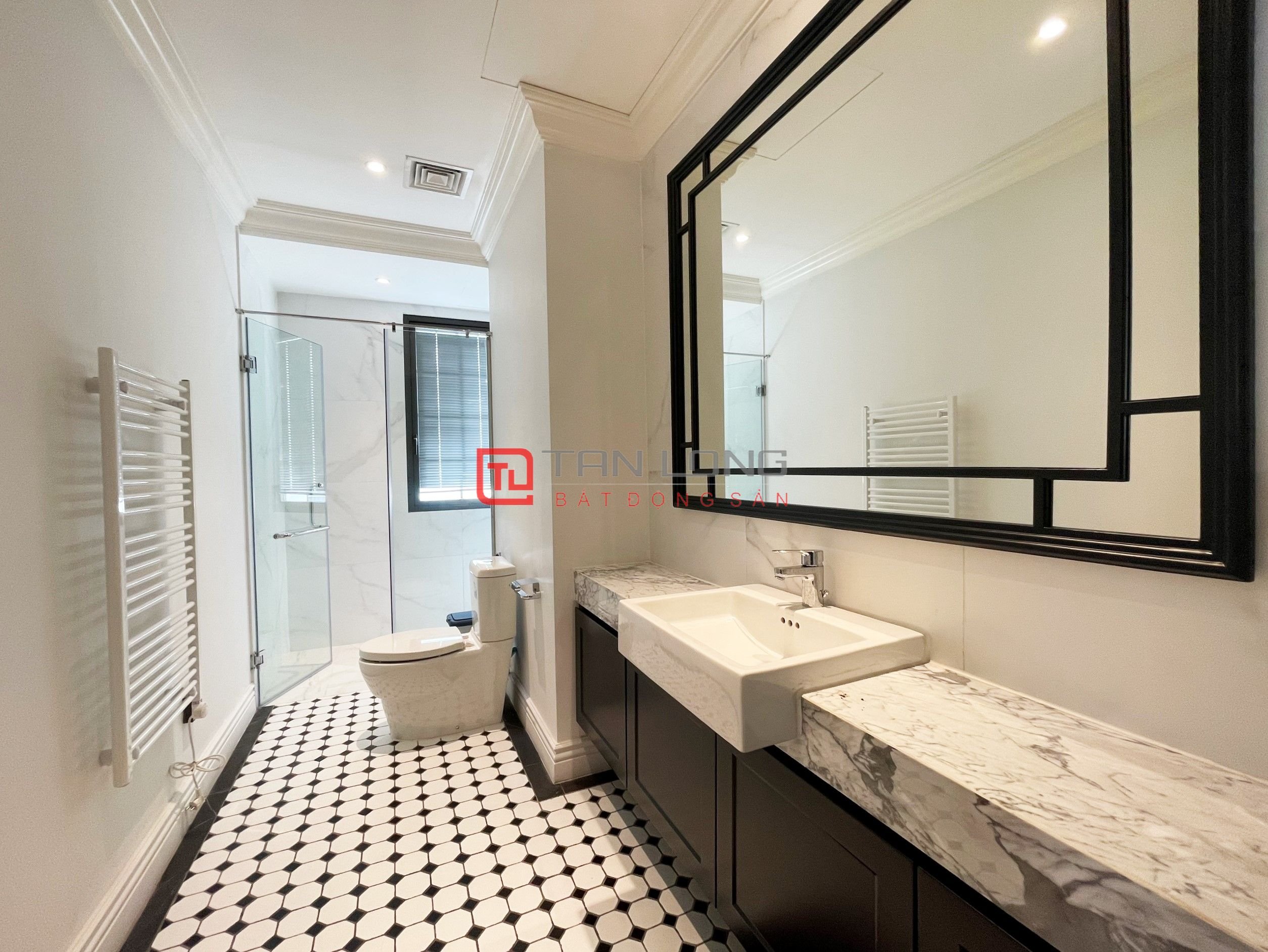 Cho thuê biệt thự đợp lập siêu đẹp Vinhomes Riverside 10