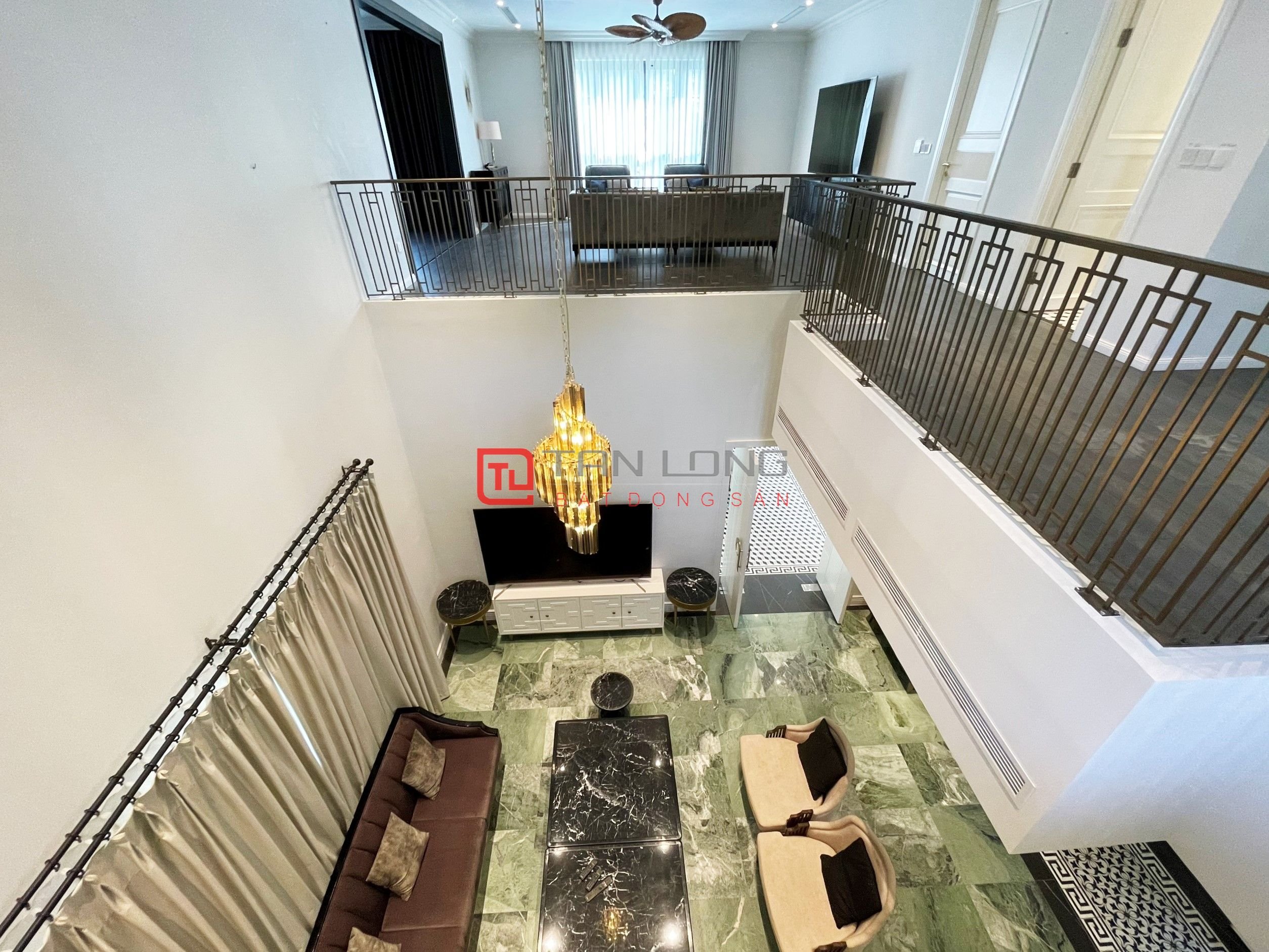 Cho thuê biệt thự đợp lập siêu đẹp Vinhomes Riverside 5