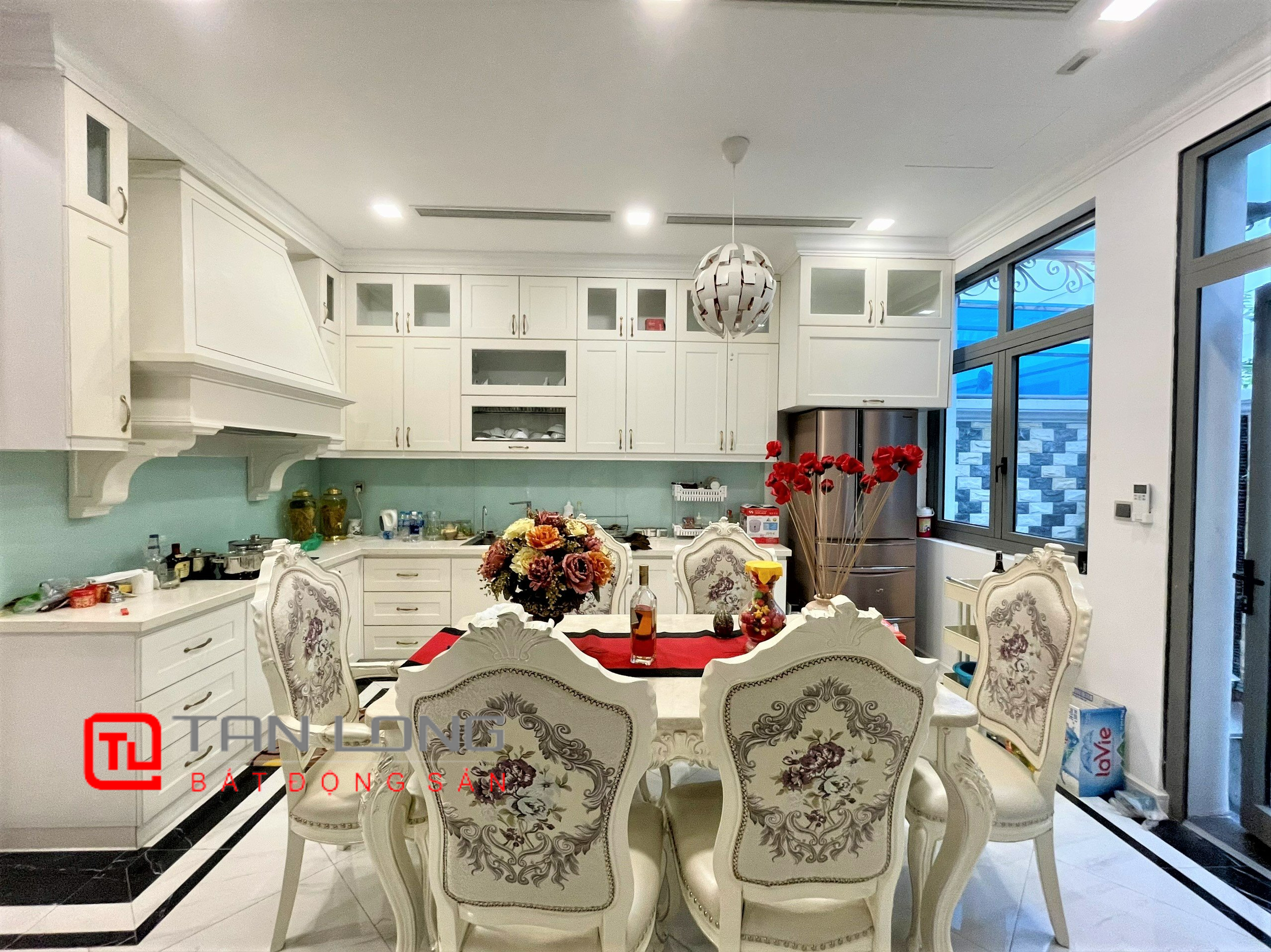 Cho thuê Biệt thự Liền kề 4 phòng ngủ giá hợp lý tại Vinhomes The Harmony 3
