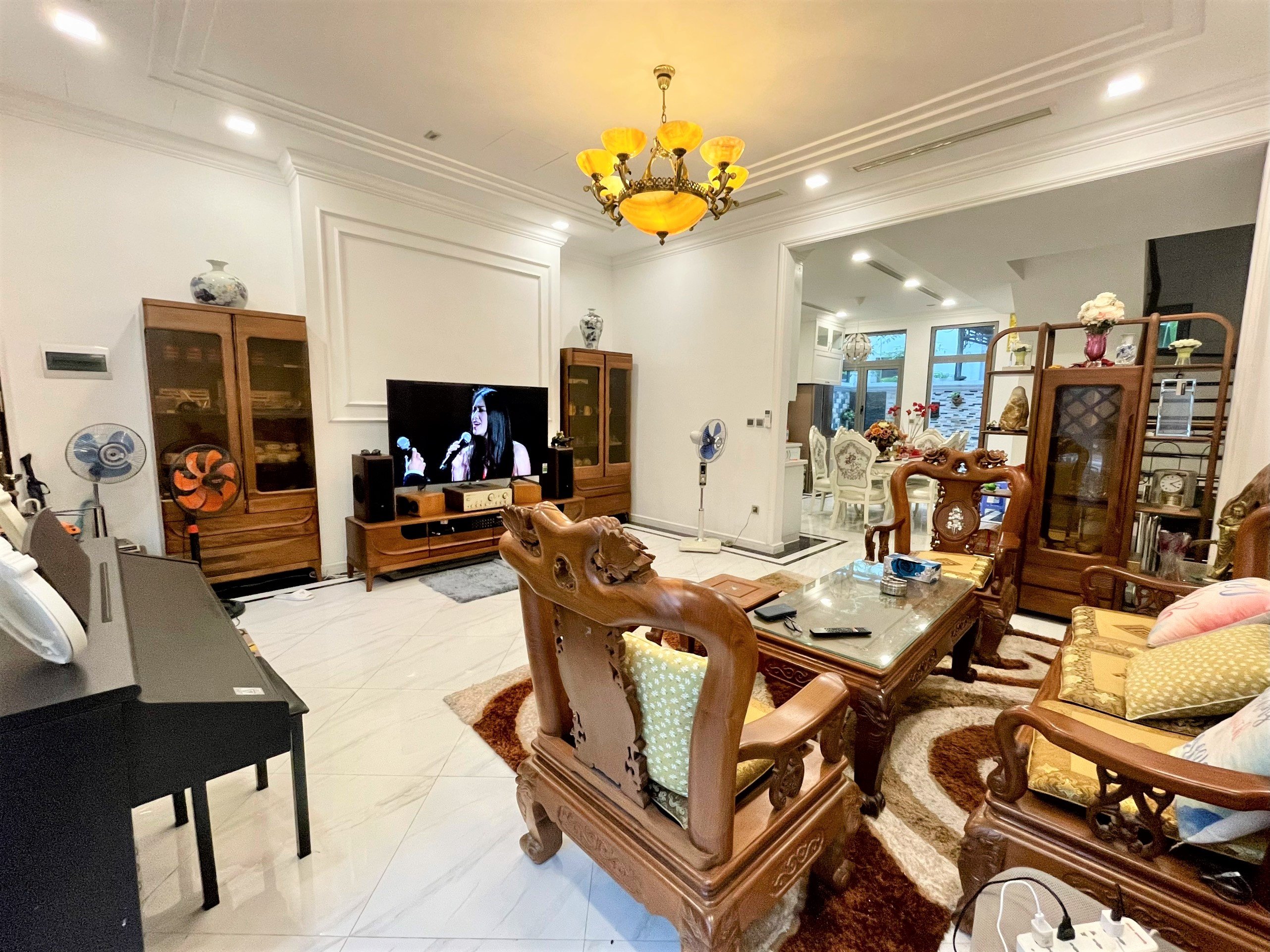 Cho thuê Biệt thự liền kề gần trường mầm non Vinschool tại Vinhomes The Harmony 3