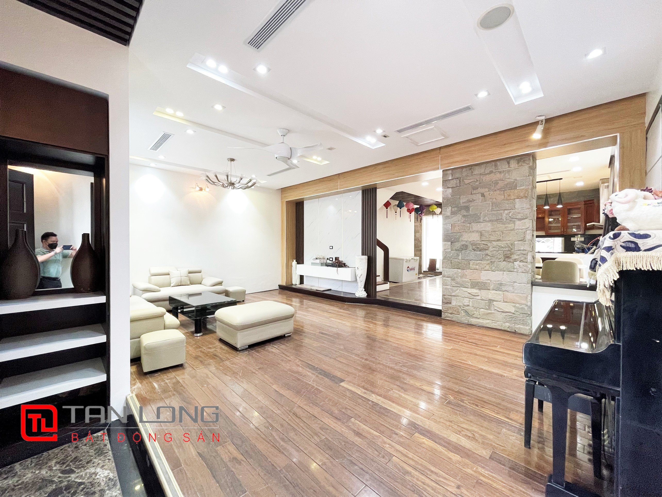 Cho thuê Biệt thự rộng 200m2 tại Vinhomes Riverside Long Biên 2
