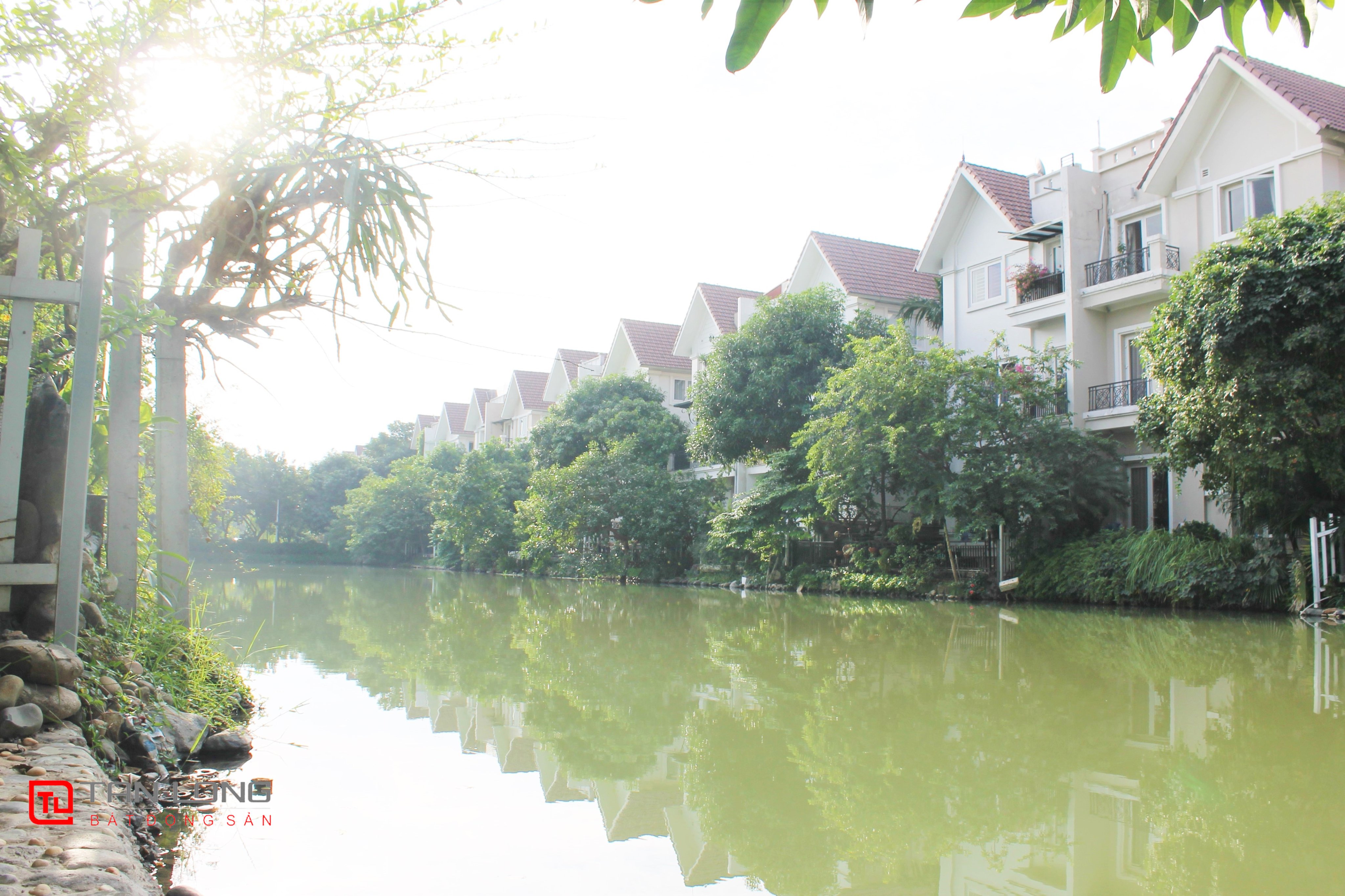 Cho thuê biệt thự Song lập 225m2 tại Vinhomes Riverside 11