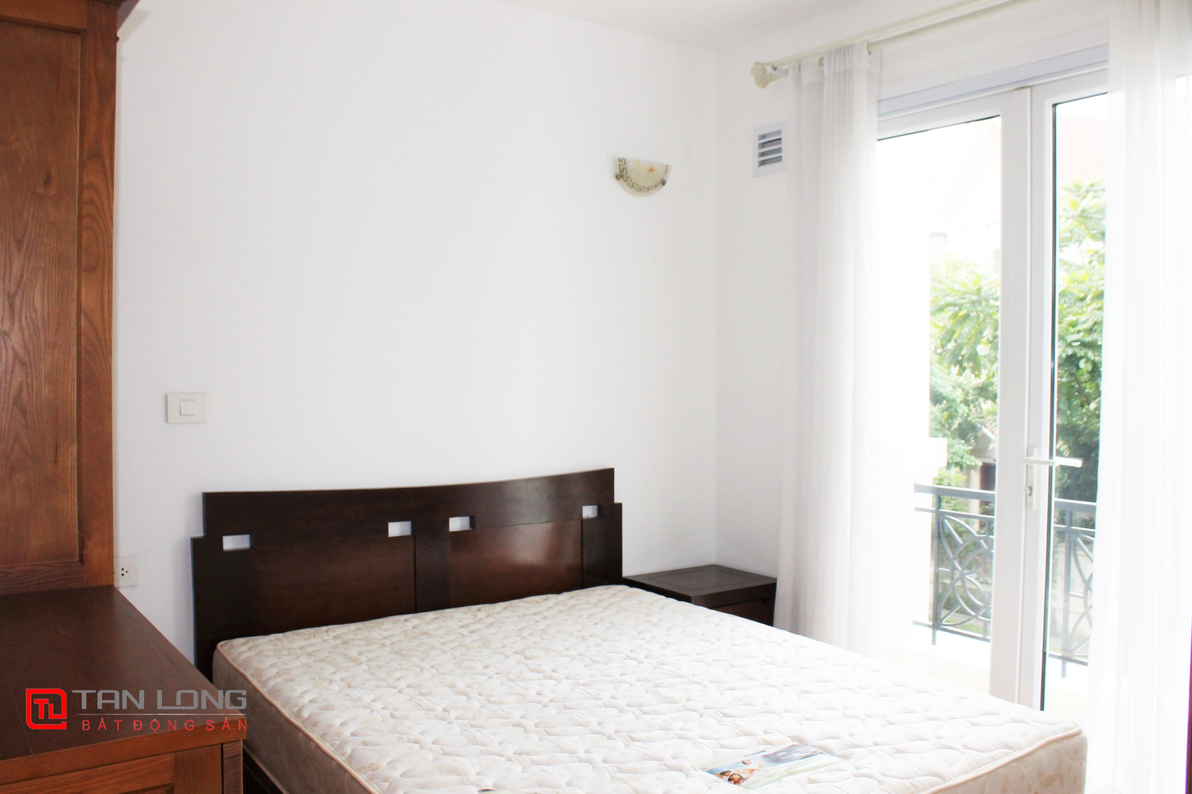 Cho thuê biệt thự Song lập 225m2 tại Vinhomes Riverside 7