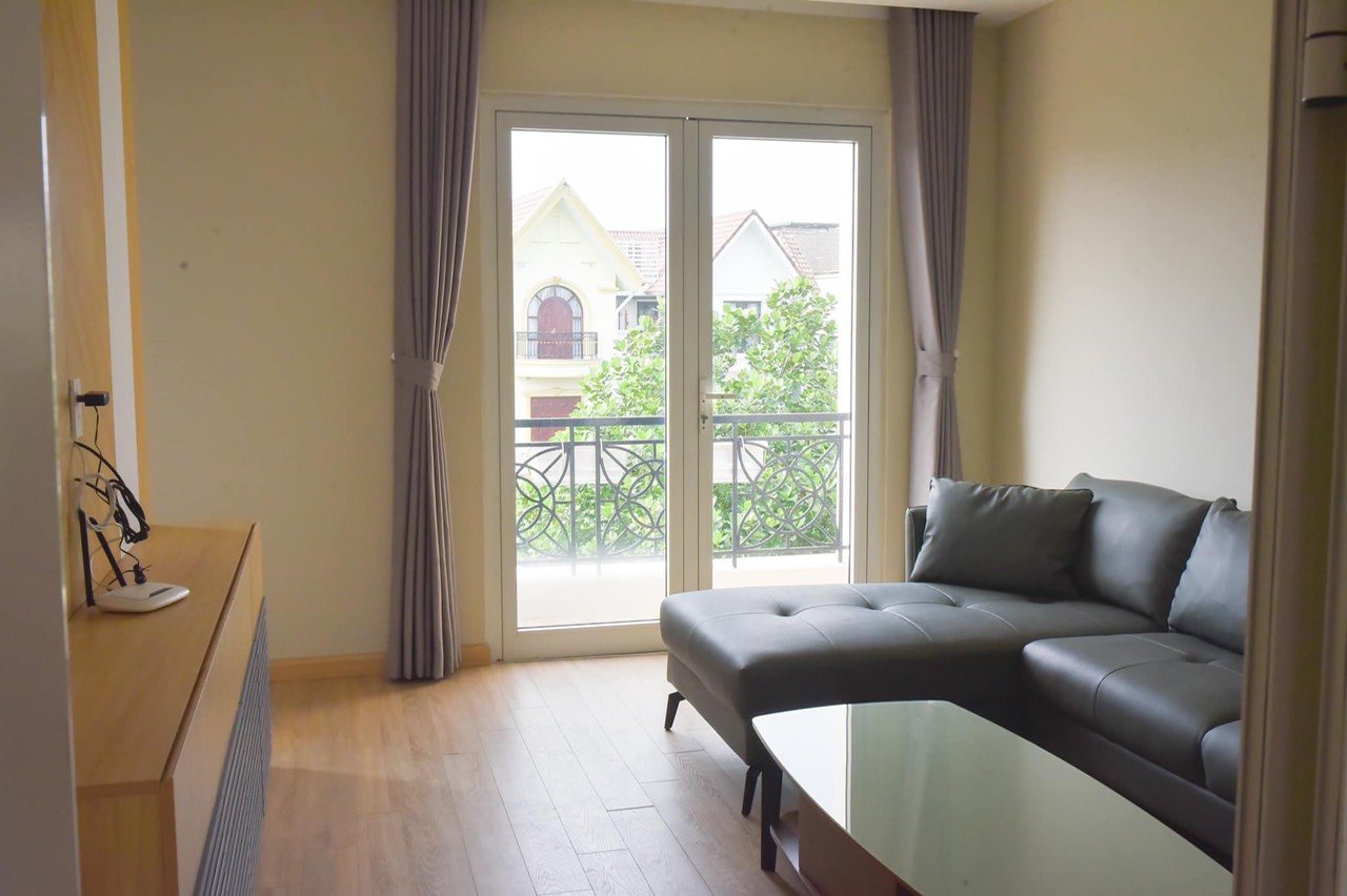 Cho thuê Biệt thự Song lập 4 phòng ngủ full nội thất view sông tại Vinhomes Riverside 5