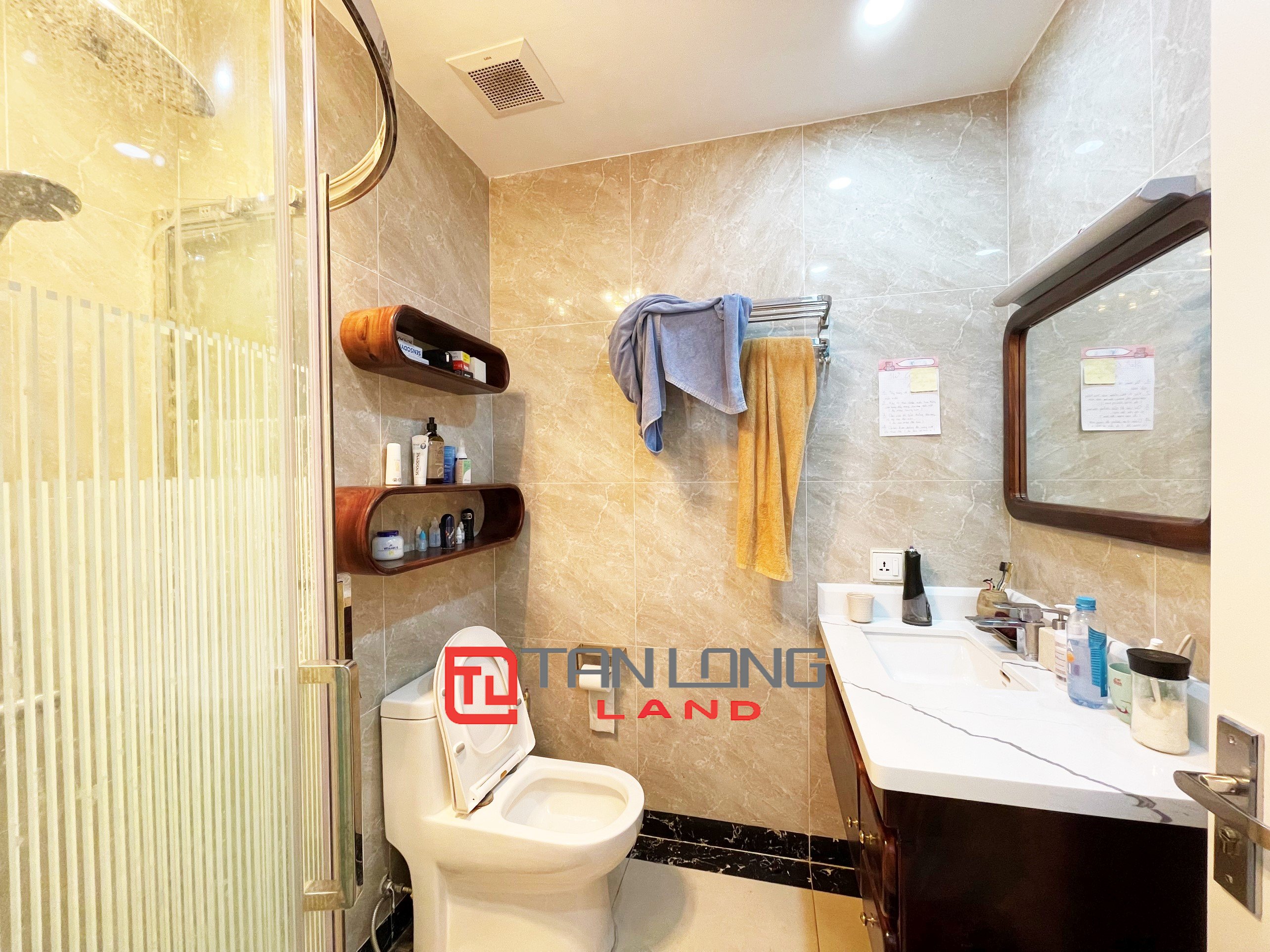 Cho thuê Biệt thự Song lập lô áp góc gần hồ điều hòa 12,4ha tại Vinhomes The Harmony 14
