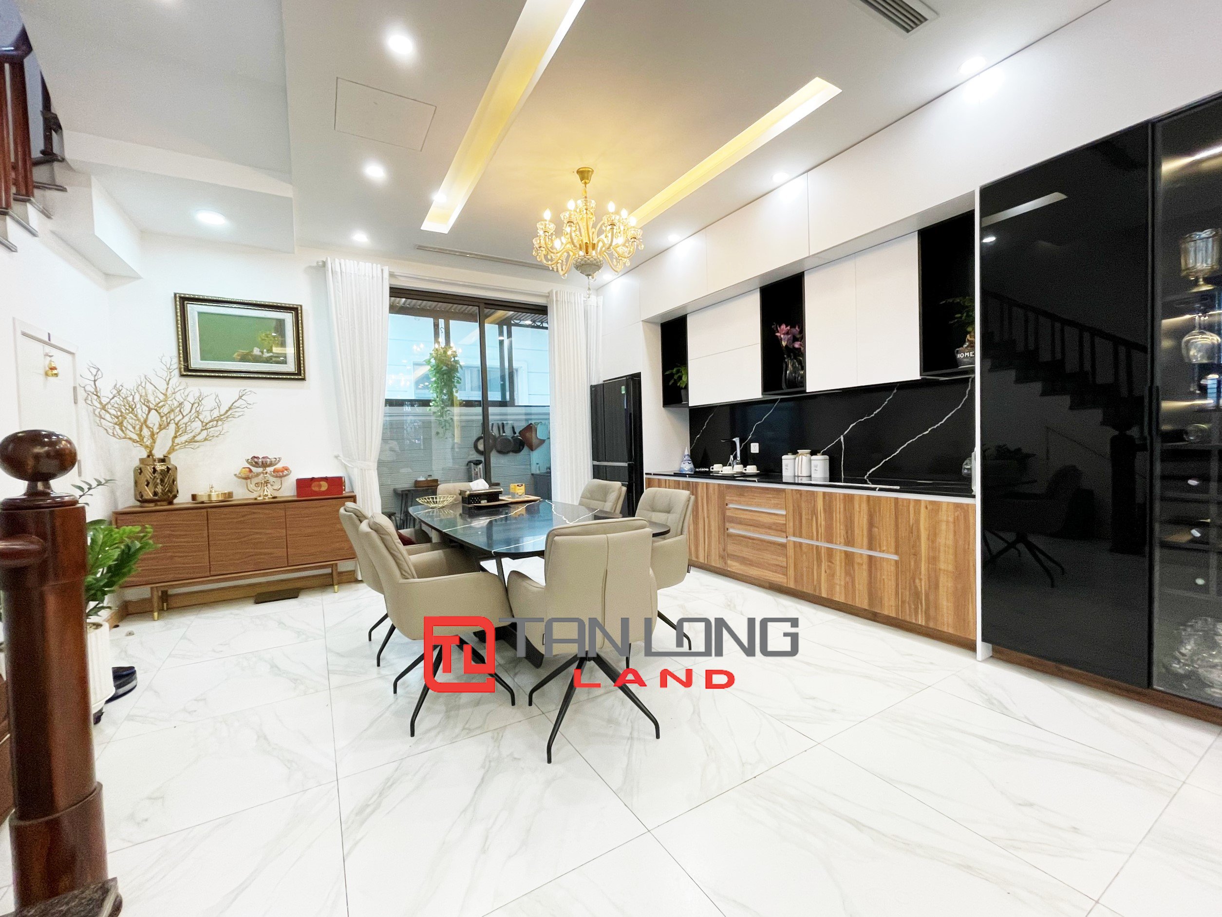 Cho thuê Biệt thự Song lập lô áp góc gần hồ điều hòa 12,4ha tại Vinhomes The Harmony 6