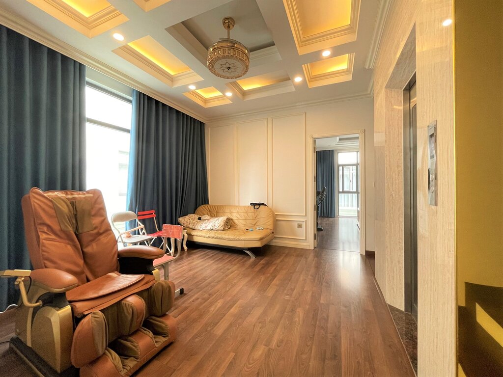 Cho thuê căn biệt thự song lập hoàn thiện tại Vinhomes The Harmony 7