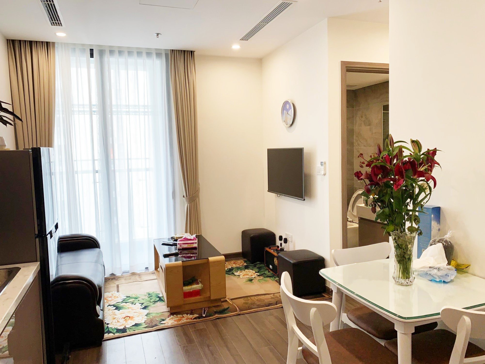 Cho thuê căn hộ 1 phòng ngủ full nội thất tại tòa S6A tại Vinhomes Symphony 2