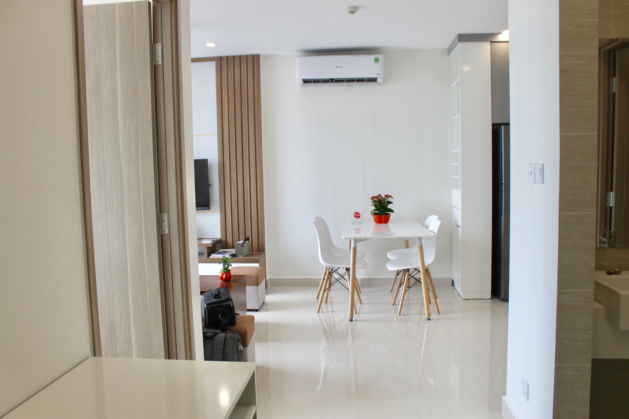 Cho Thuê Căn Hộ Vinhomes Ocean Park Tòa S2.18 55m2 Full Đồ 02 Phòng Ngủ, 01 Phòng Tắm View VIN University 4