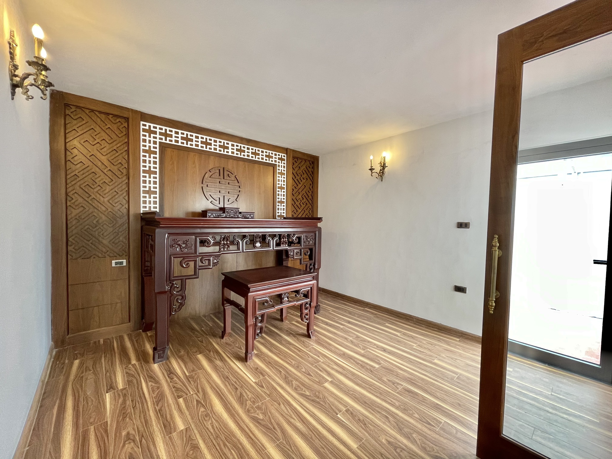 Chuyển nhượng Biệt thự liền kề mới hoàn thiện tại Vinhomes The Harmony- Long Biên 7