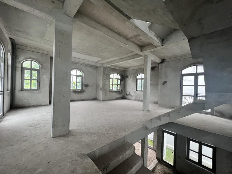 Bán biệt thự đơn lập thô view sông Vinhomes The Harmony 4