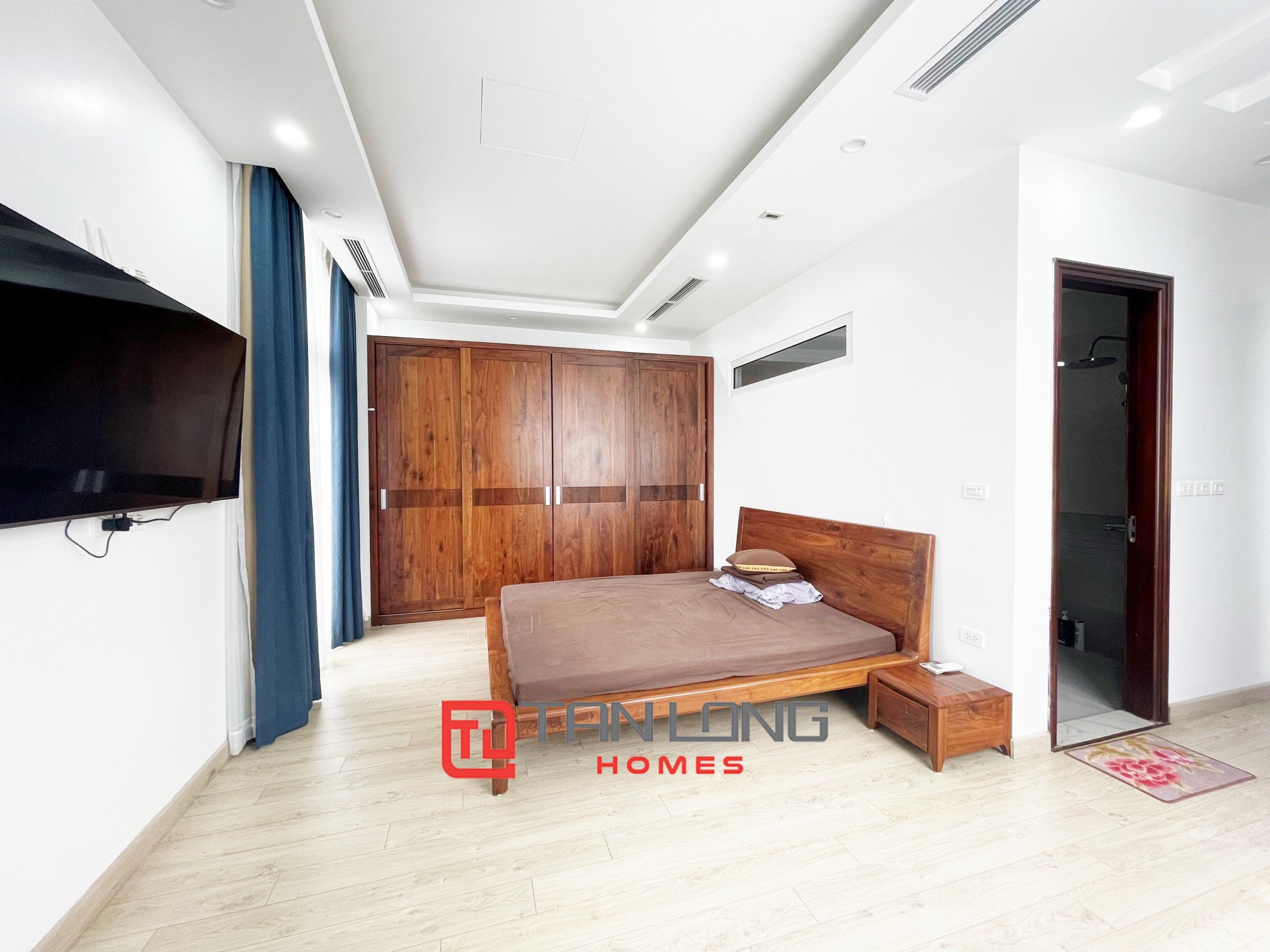 Bán Biệt thự Song lập full nội thất đồ gỗ hướng Đông Nam tại Vinhomes The Harmony 12