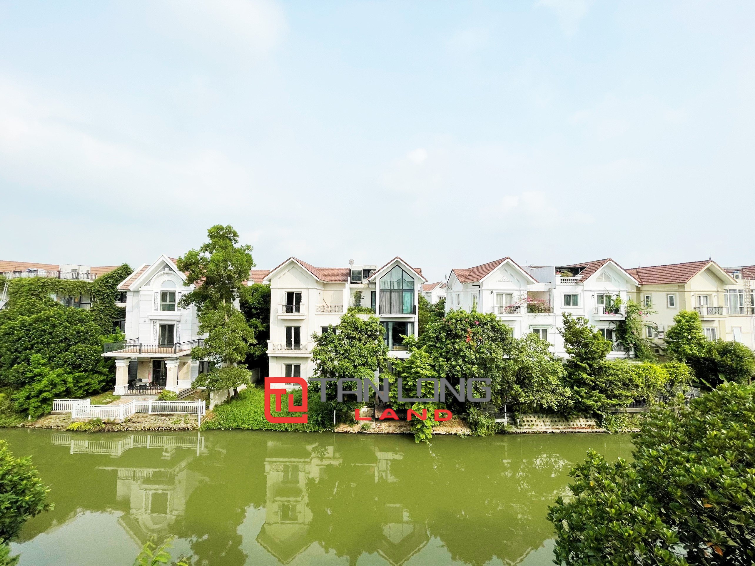 Bán Biệt thự Song lập Hoa Sữa hướng Tây Bắc đẳng cấp bậc nhất Vinhomes Riverside Long Biên 29
