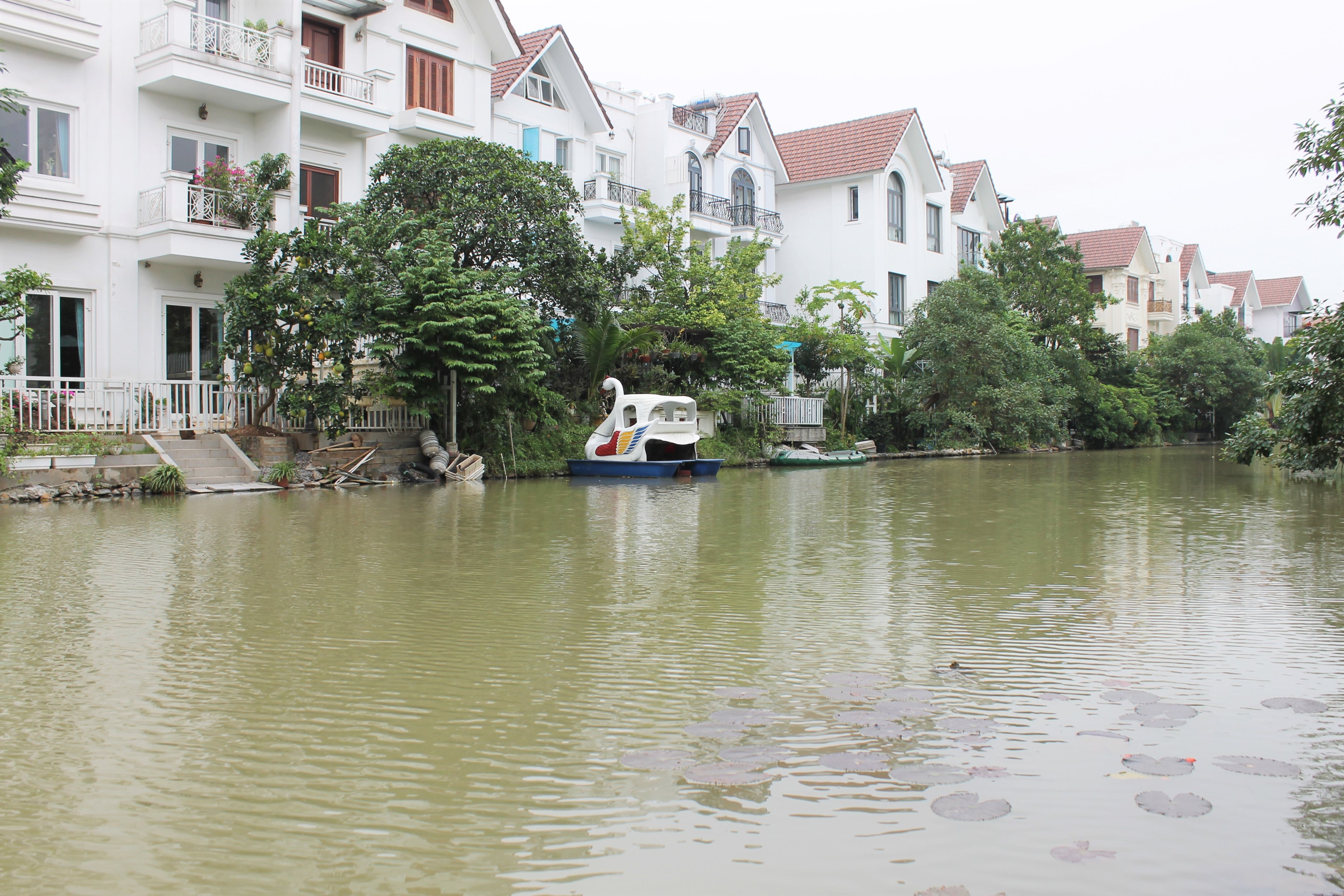 Biệt thự có sông dãy Hoa Sữa Vinhomes Riverside cho thuê 5