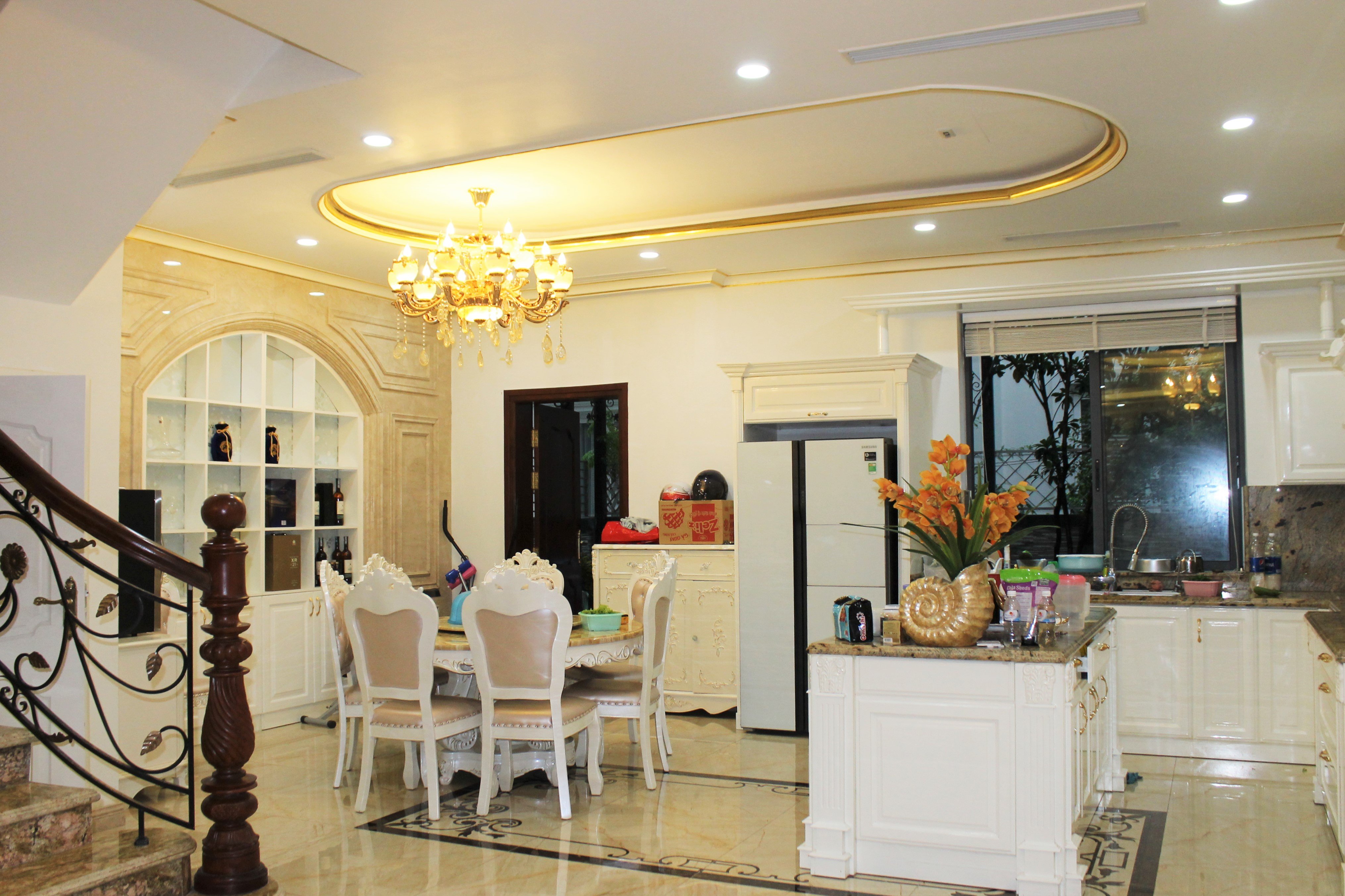 Biệt thự đơn lập hoàn thiện đẹp cho thuê Vinhomes Riverside 2