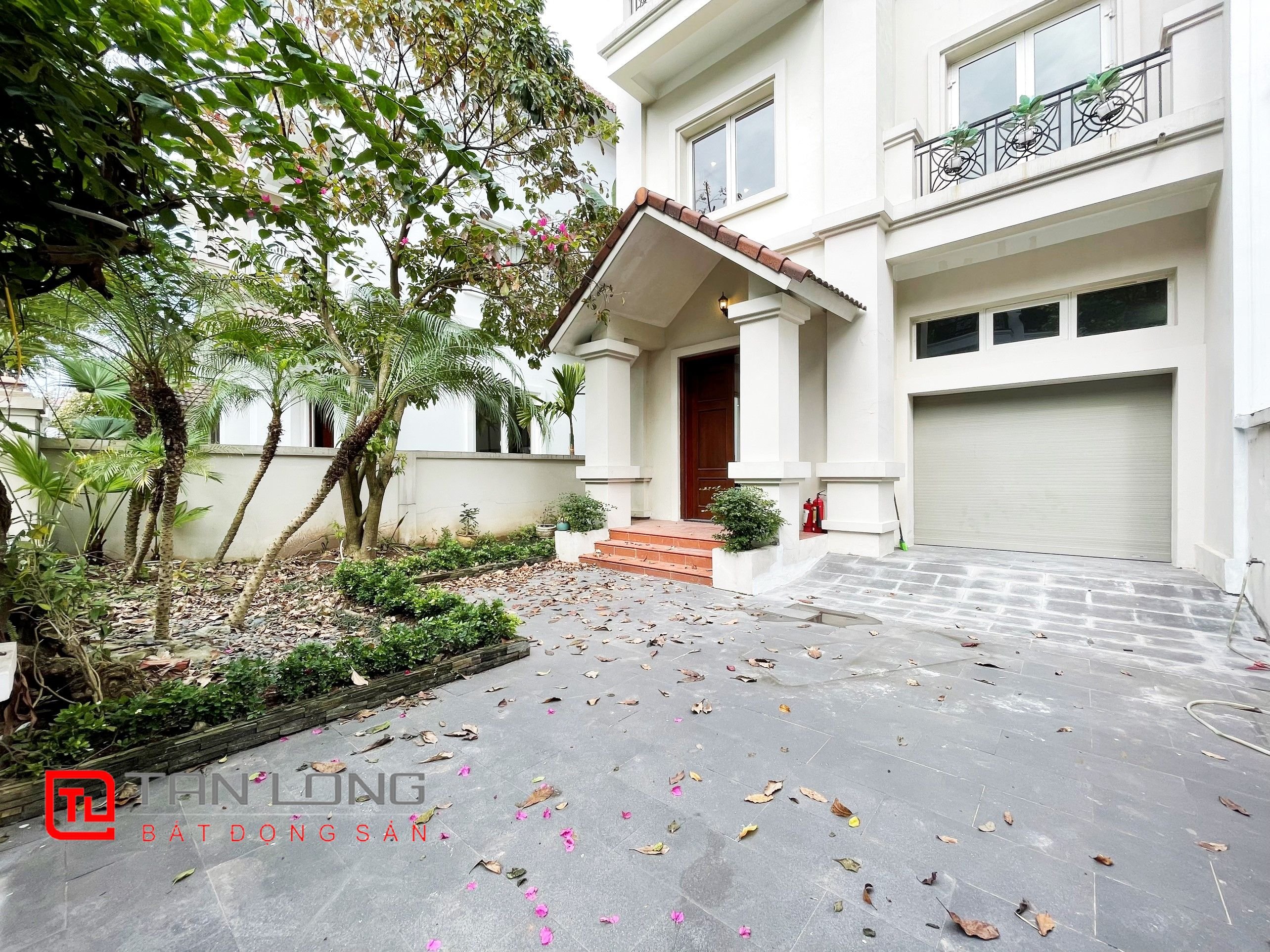 Biệt thự Hoa Phượng gần BIS Vinhomes Riverside Long Biên 1