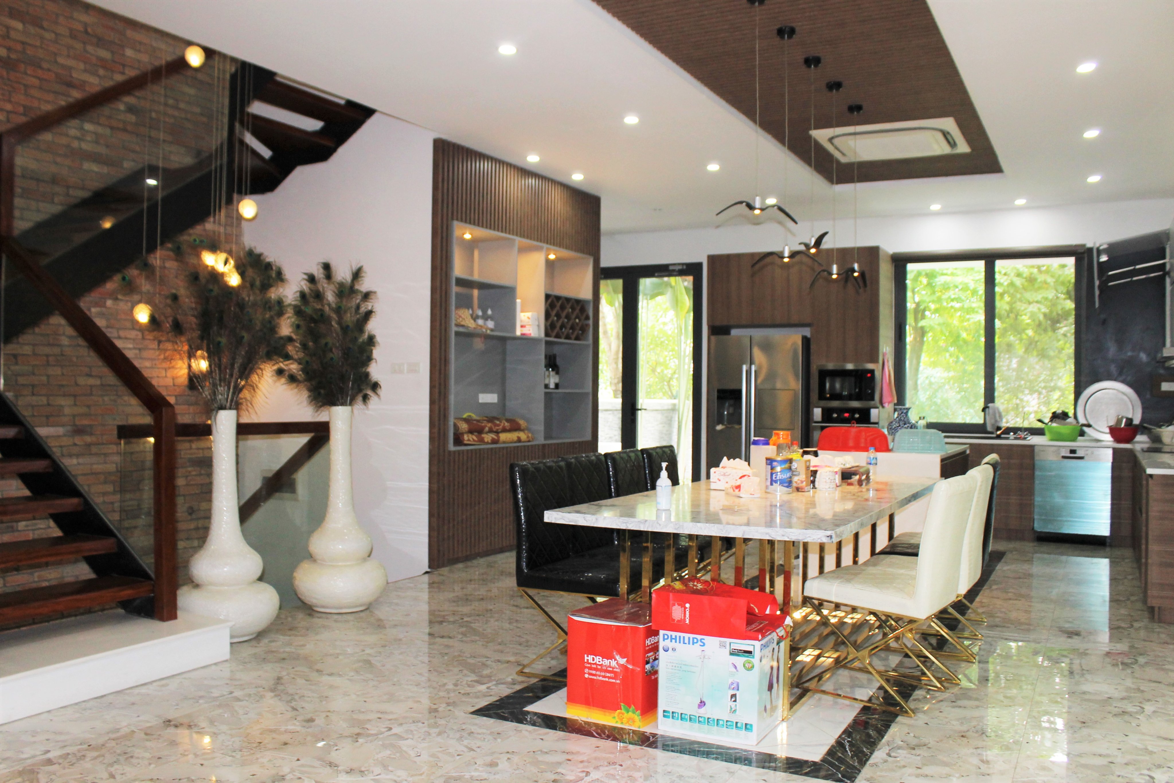 Biệt thự sân vườn view sông 5 phòng ngủ đủ đồ Vinhomes Riverside Long Biên cho thuê 2