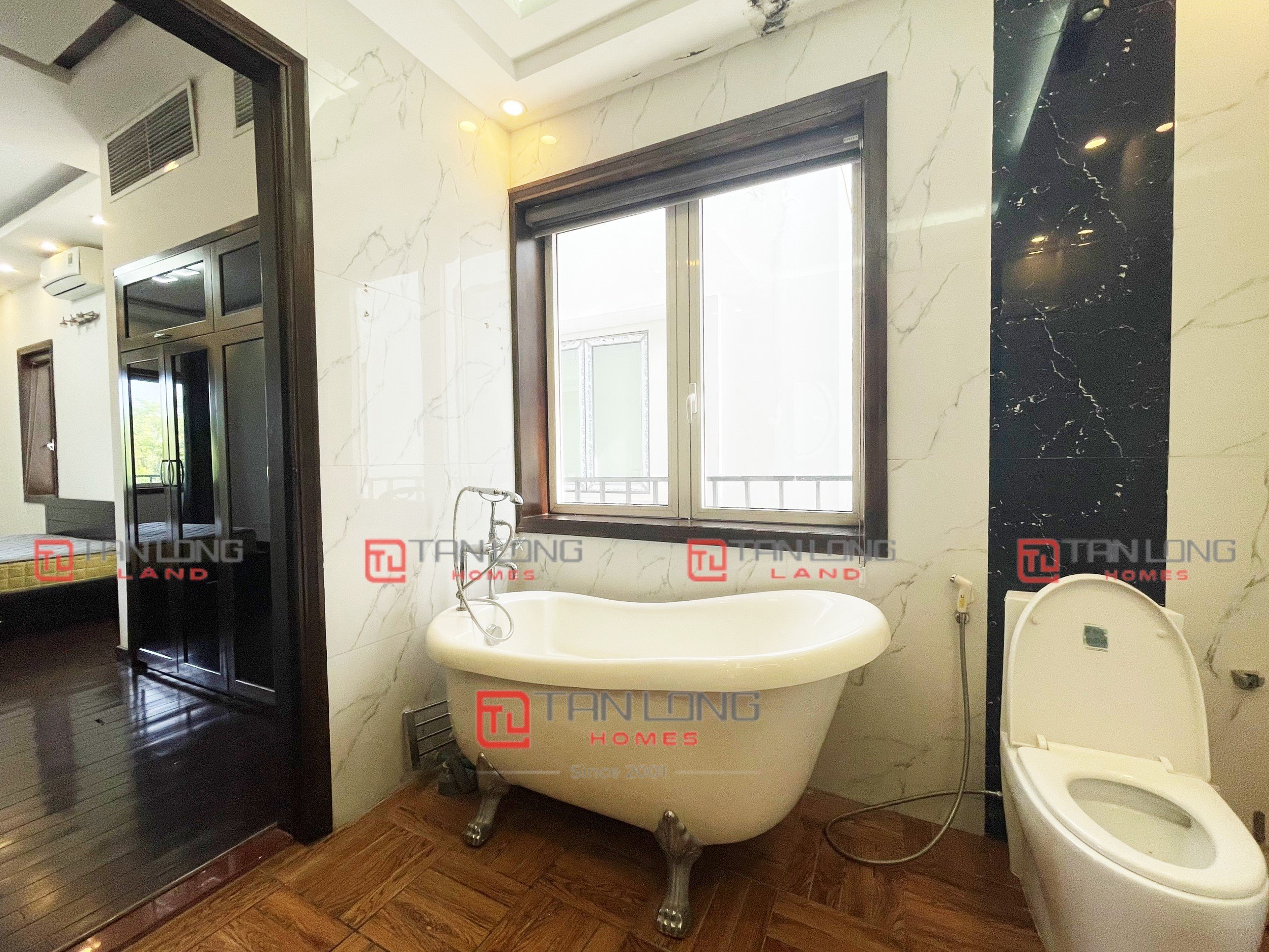 Biệt thự song lập giá cho thuê 45 triệu tại Anh Đào Vinhomes Riverside 6