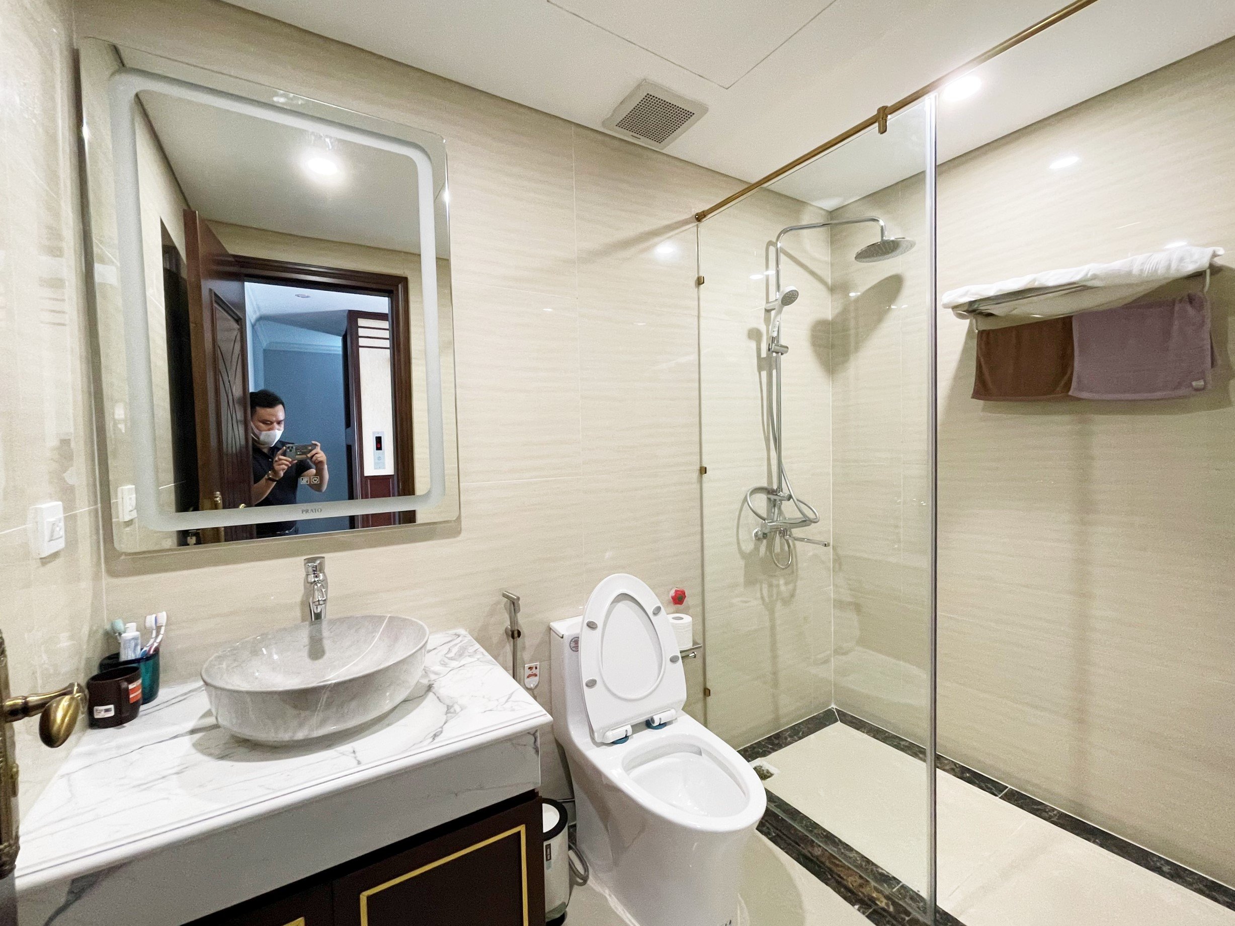 Biệt Thự Song Lập vừa hoàn thiện full nội thất, gần trường BIS tại KĐT Vinhomes Riverside, Long Biên cần cho thuê 10
