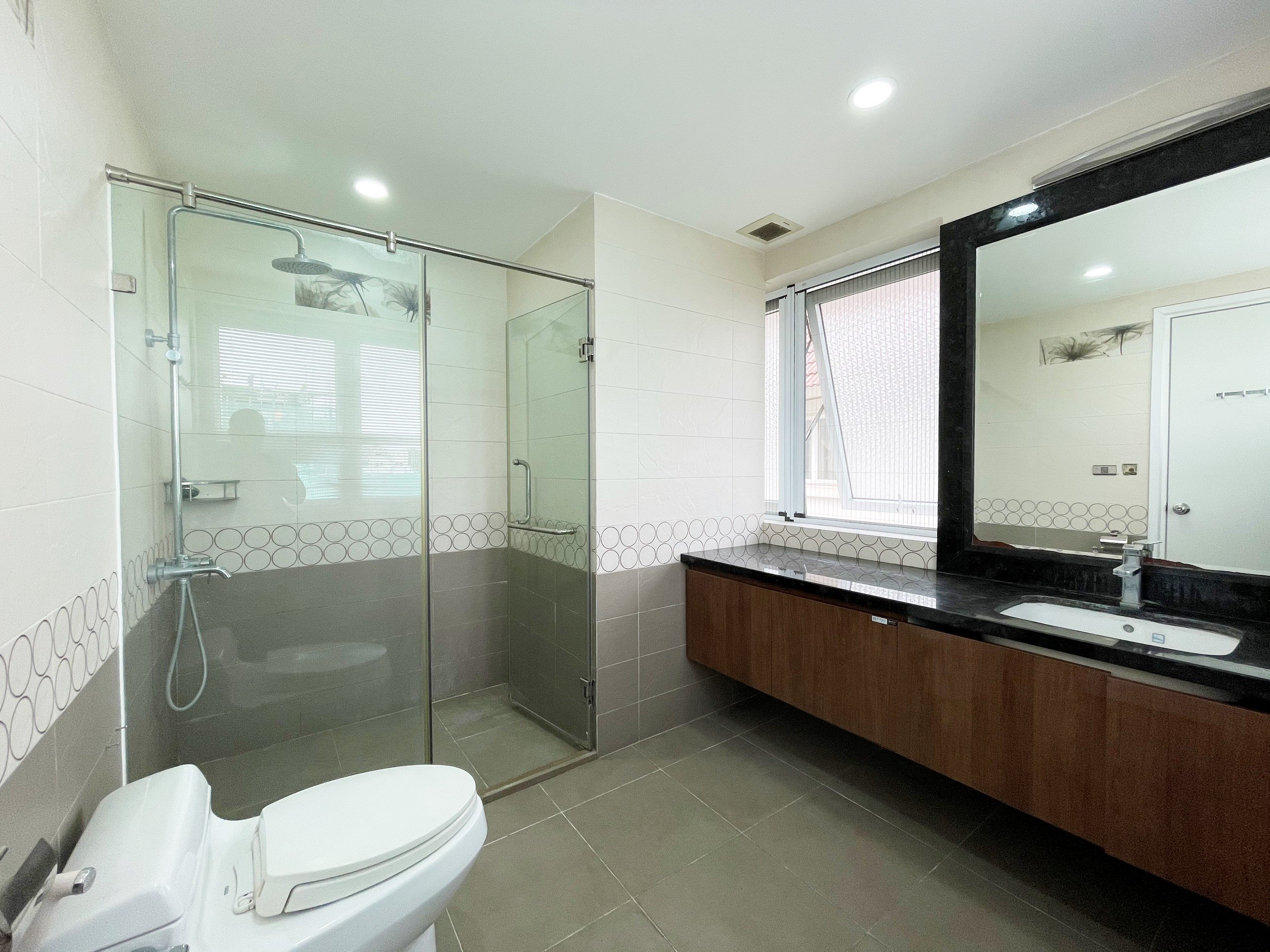 Cần cho thuê cănBiệt Thự Song Lập hoàn thiện đủ đồ tại Vinhomes Riverside, Long Biên 11