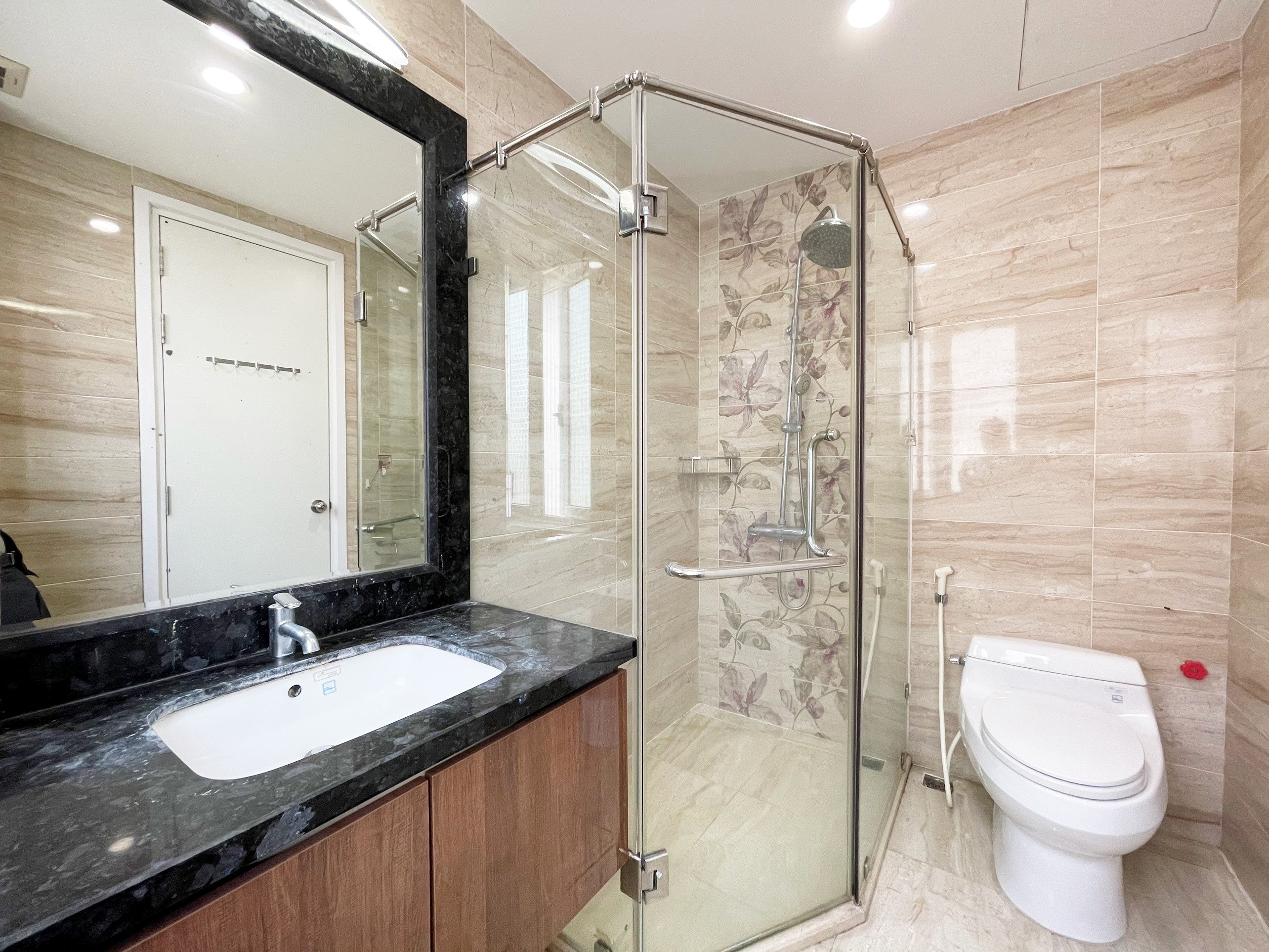 Cần cho thuê cănBiệt Thự Song Lập hoàn thiện đủ đồ tại Vinhomes Riverside, Long Biên 12