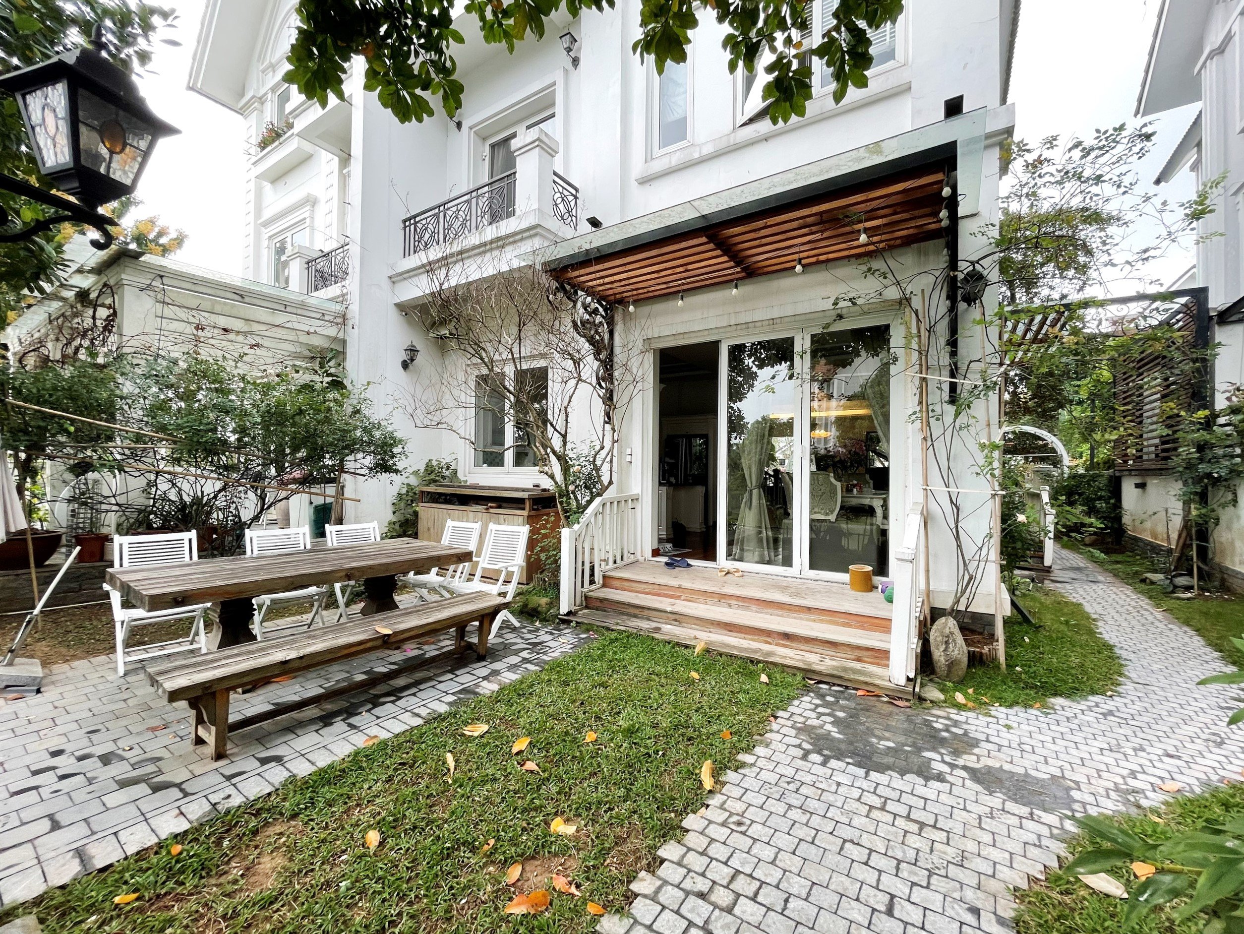 Chính chủ cho thuê Biệt Thự Song Lập đủ đồ tại Vinhomes Riverside, Long Biên 8