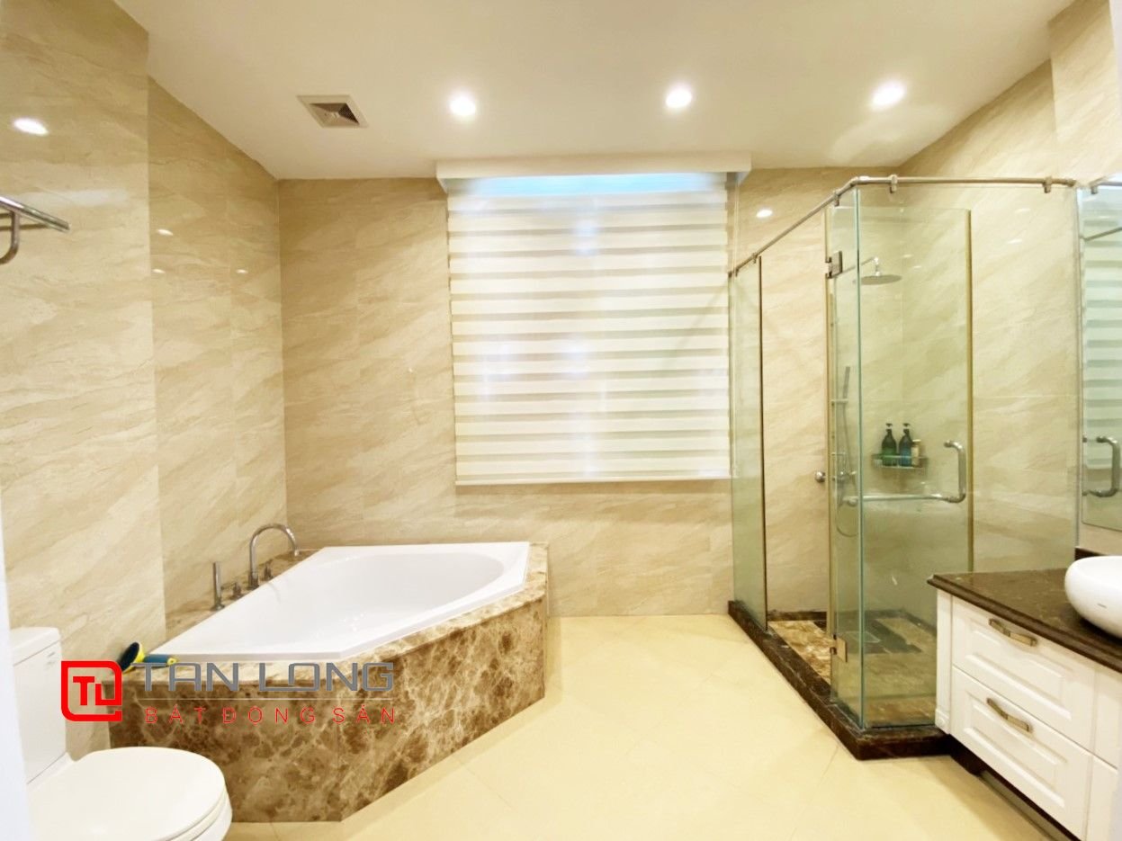 Cho thuê biệt thụ 5 phòng ngủ Bằng Lăng Vinhomes Riverside 11