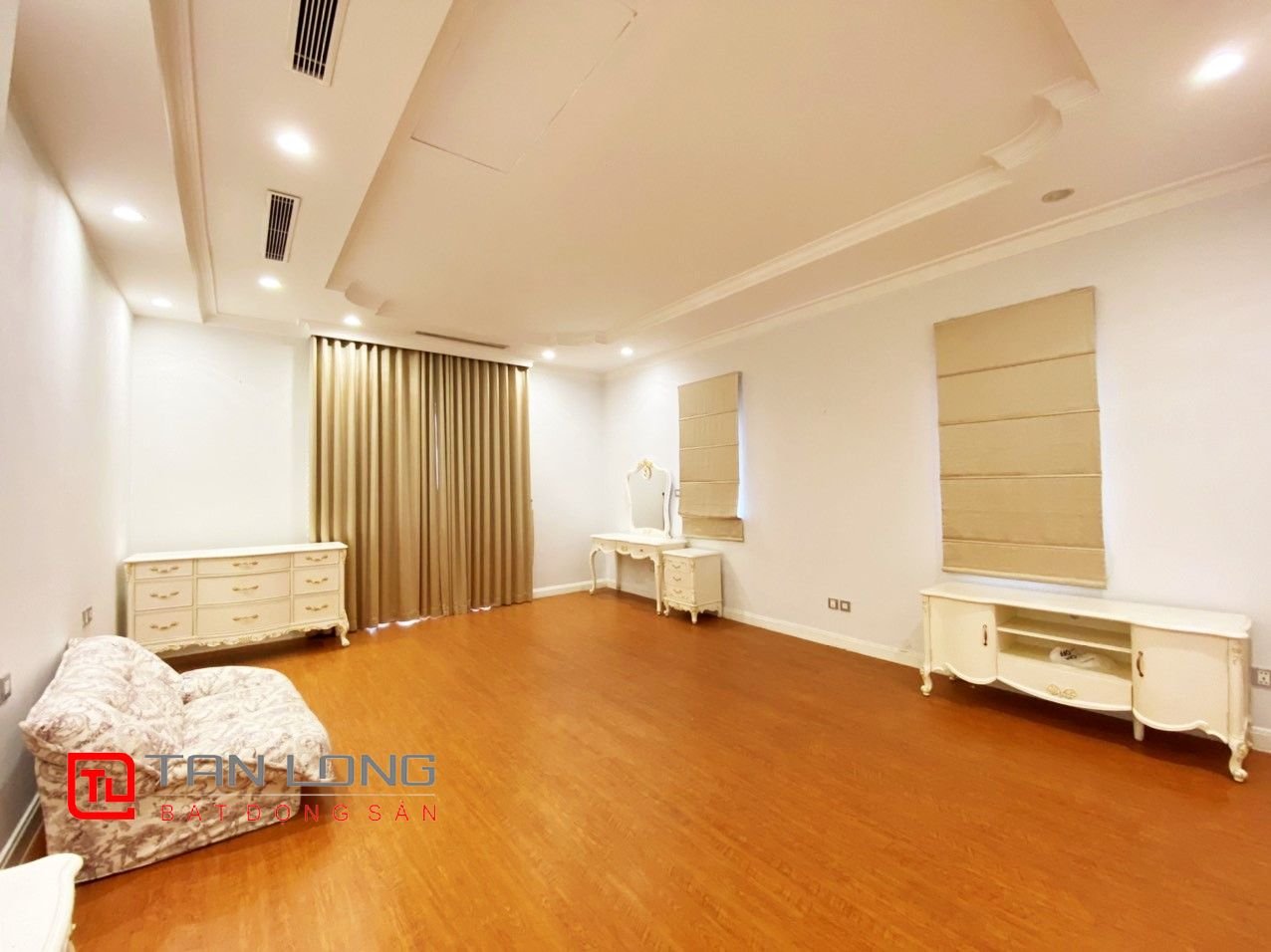 Cho thuê biệt thụ 5 phòng ngủ Bằng Lăng Vinhomes Riverside 14