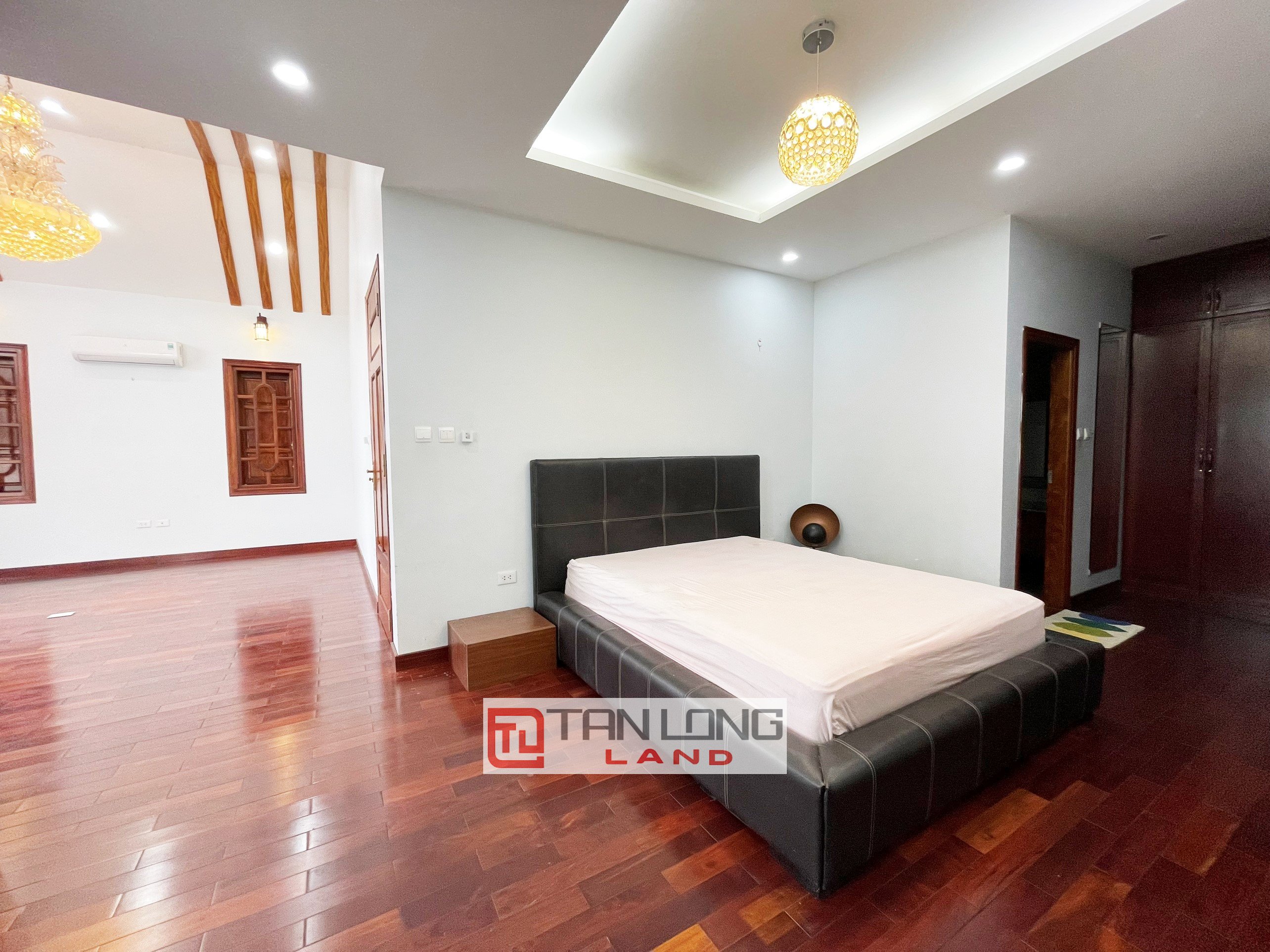 Cho thuê Biệt thự 5 phòng ngủ giá hợp lý tại Vinhomes Riverside Long Biên 14