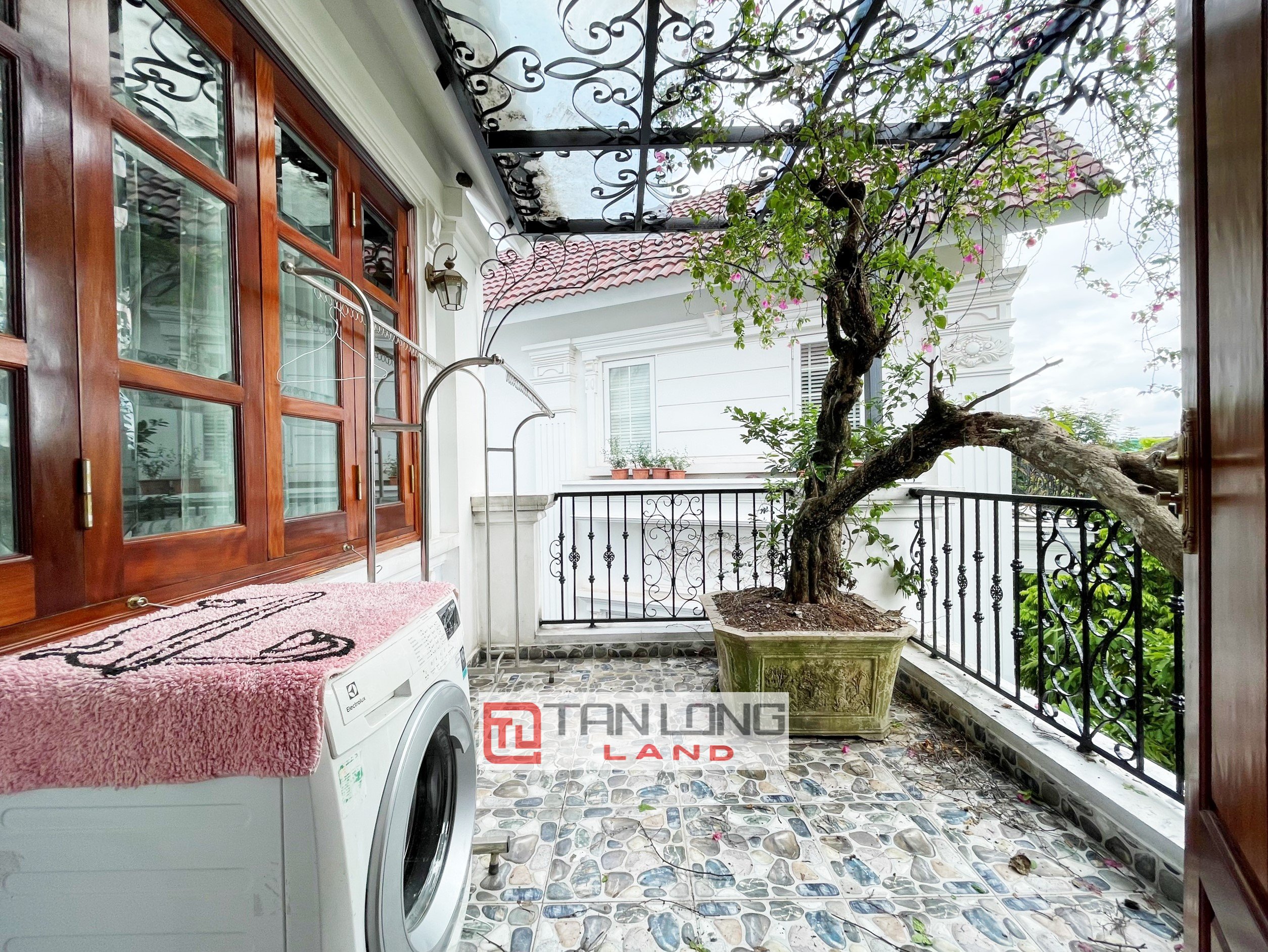 Cho thuê Biệt thự 5 phòng ngủ giá hợp lý tại Vinhomes Riverside Long Biên 18