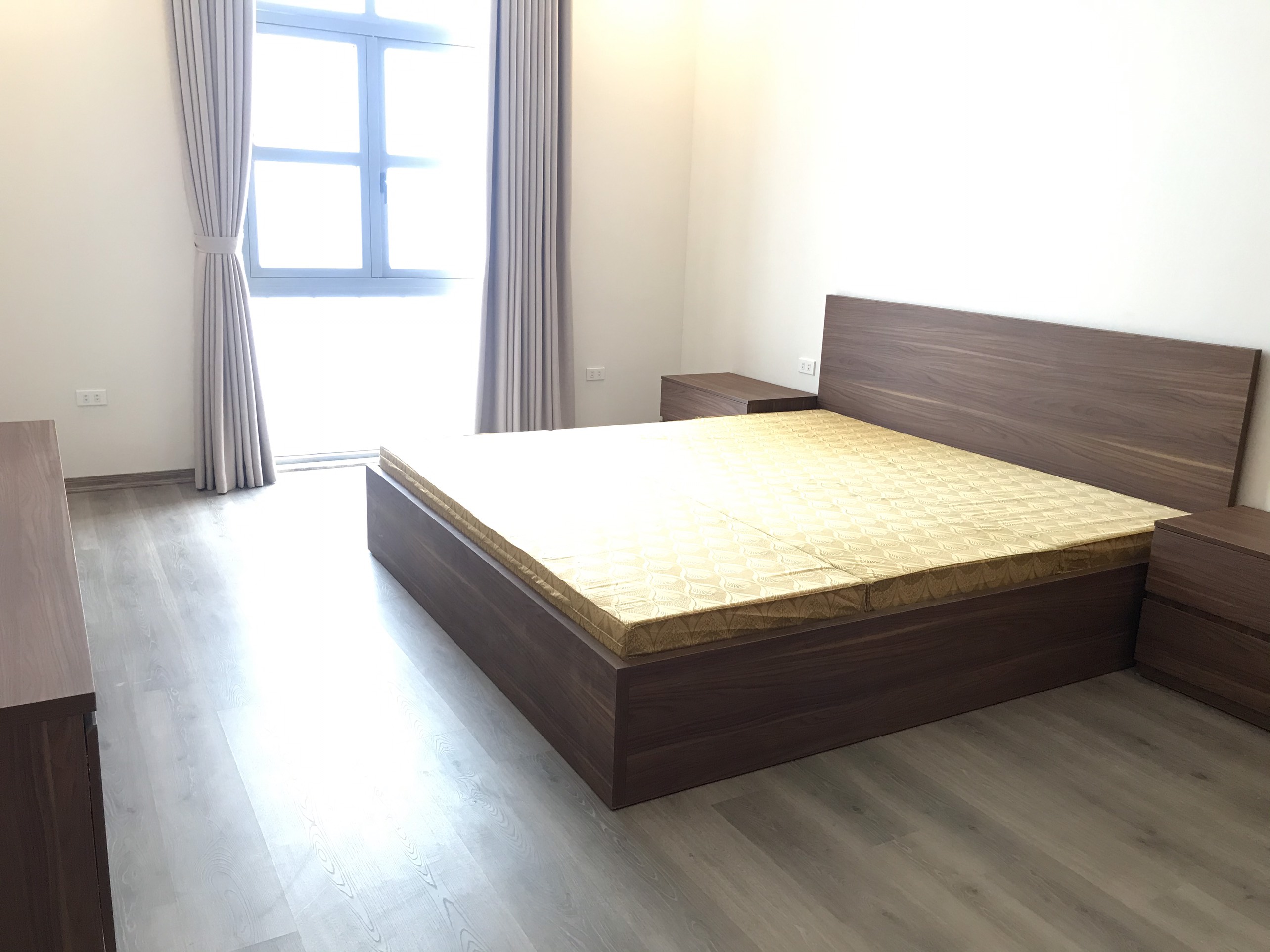 Cho thuê biệt thự 5 phòng ngủ Vinhomes The Harmony 10