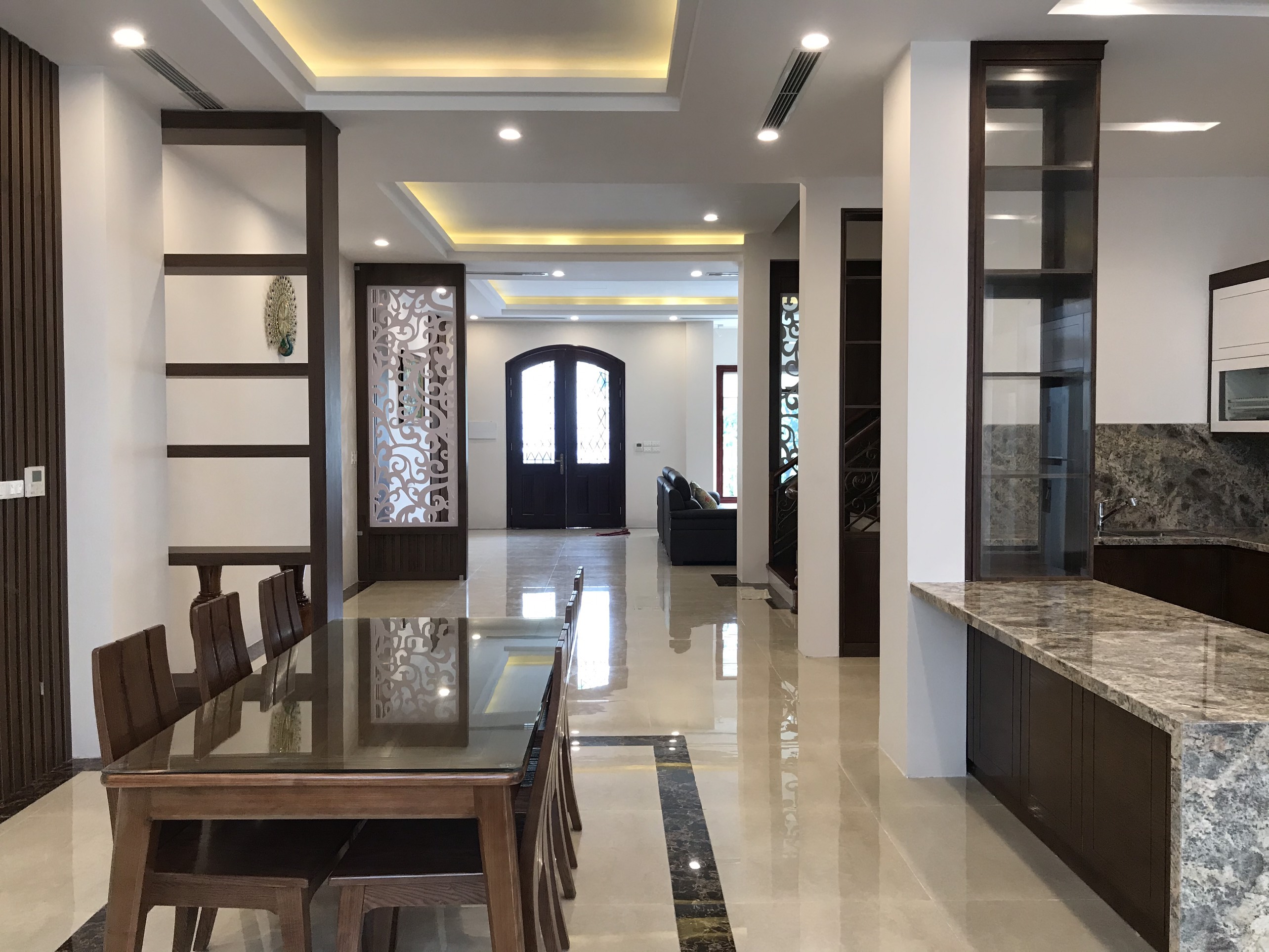 Cho thuê biệt thự 5 phòng ngủ Vinhomes The Harmony 5