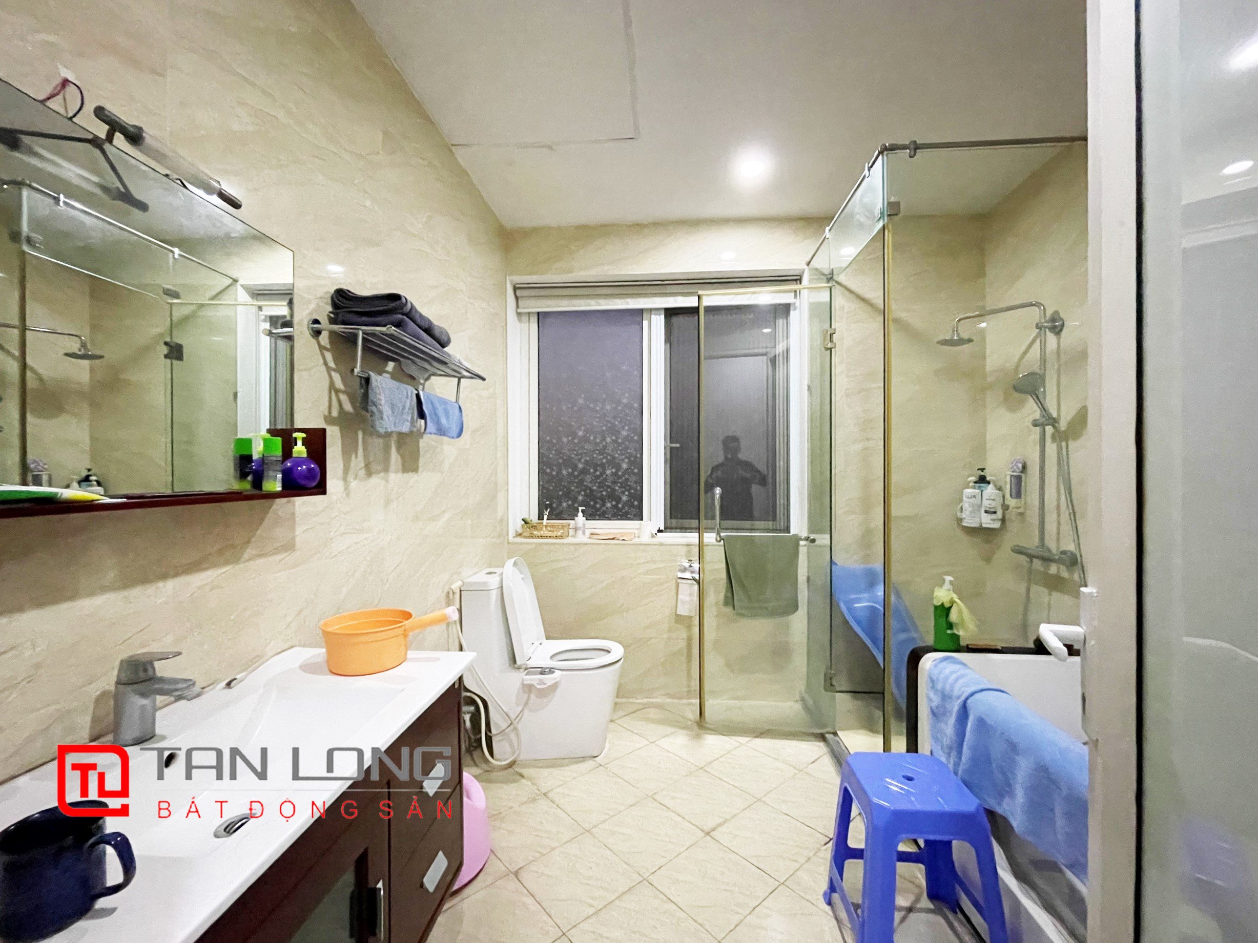 Cho thuê biệt thự có hầm bể bơi dãy Hoa Sữa VinhomesRiverside 8