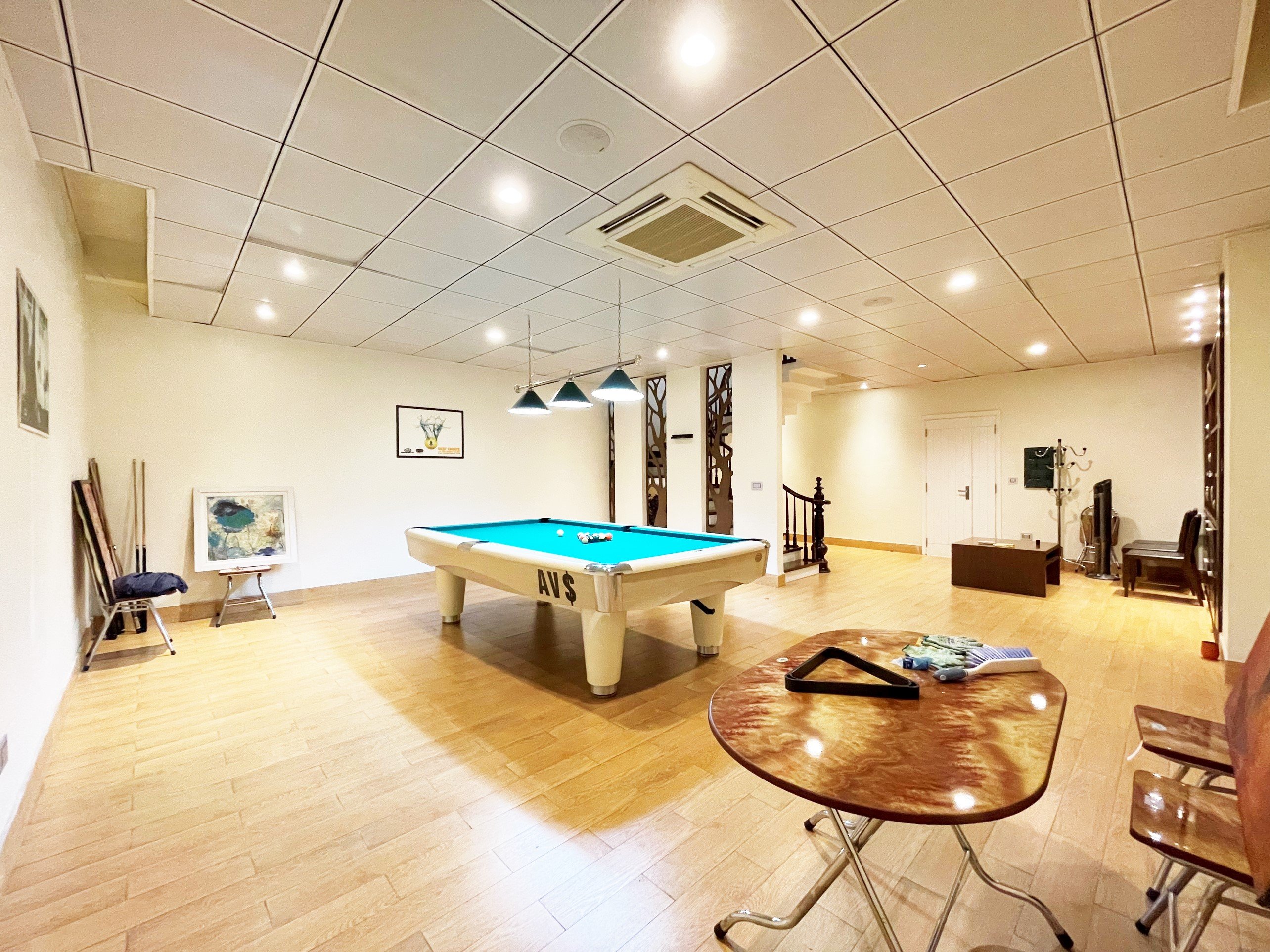 Cho thuê biệt thự có hầm Hoa Lan Vinhomes Riverider 3